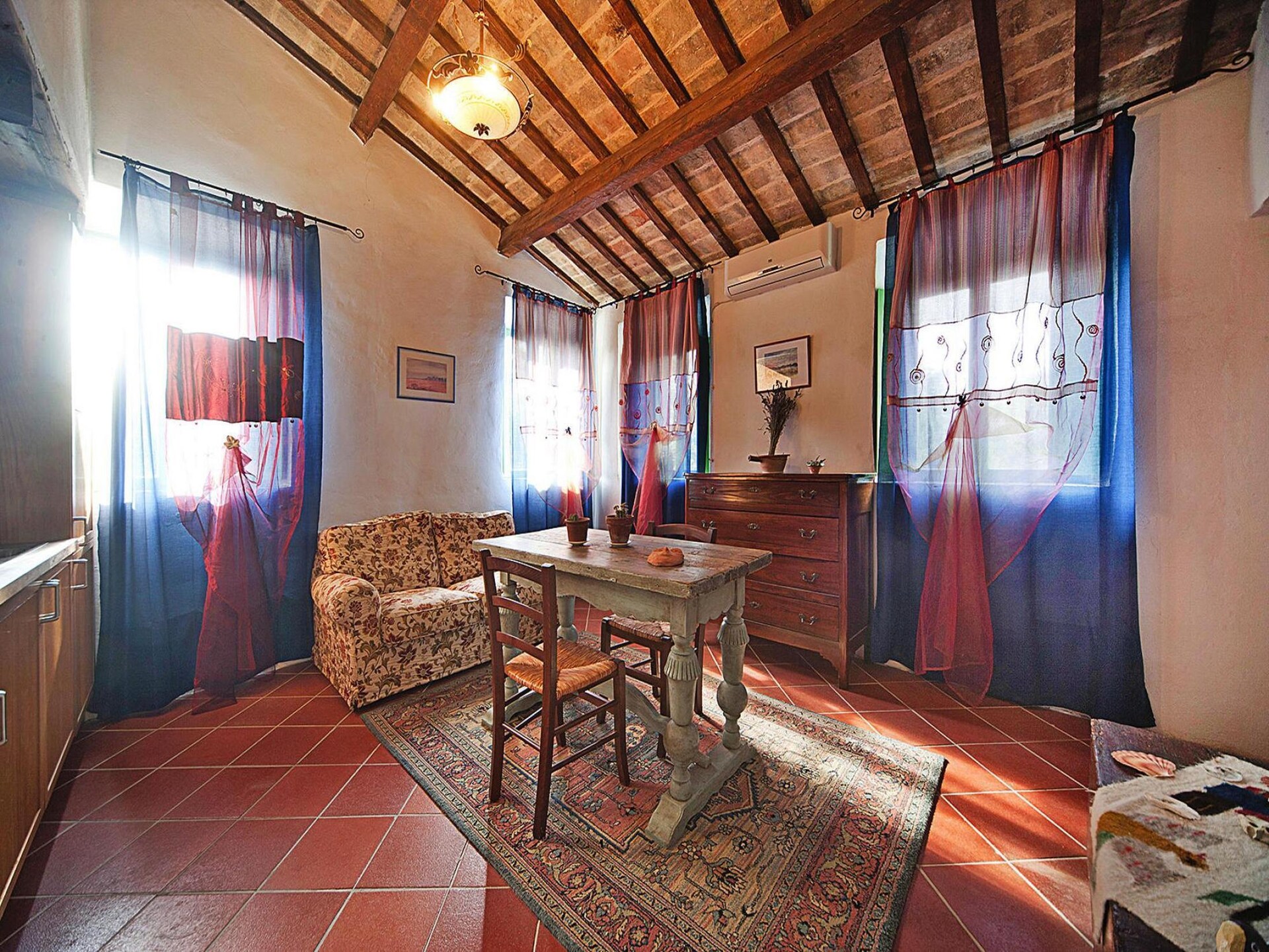 4-persoons appartement in Gabicce Mare bij Casa Mare Vallugola - foto 10