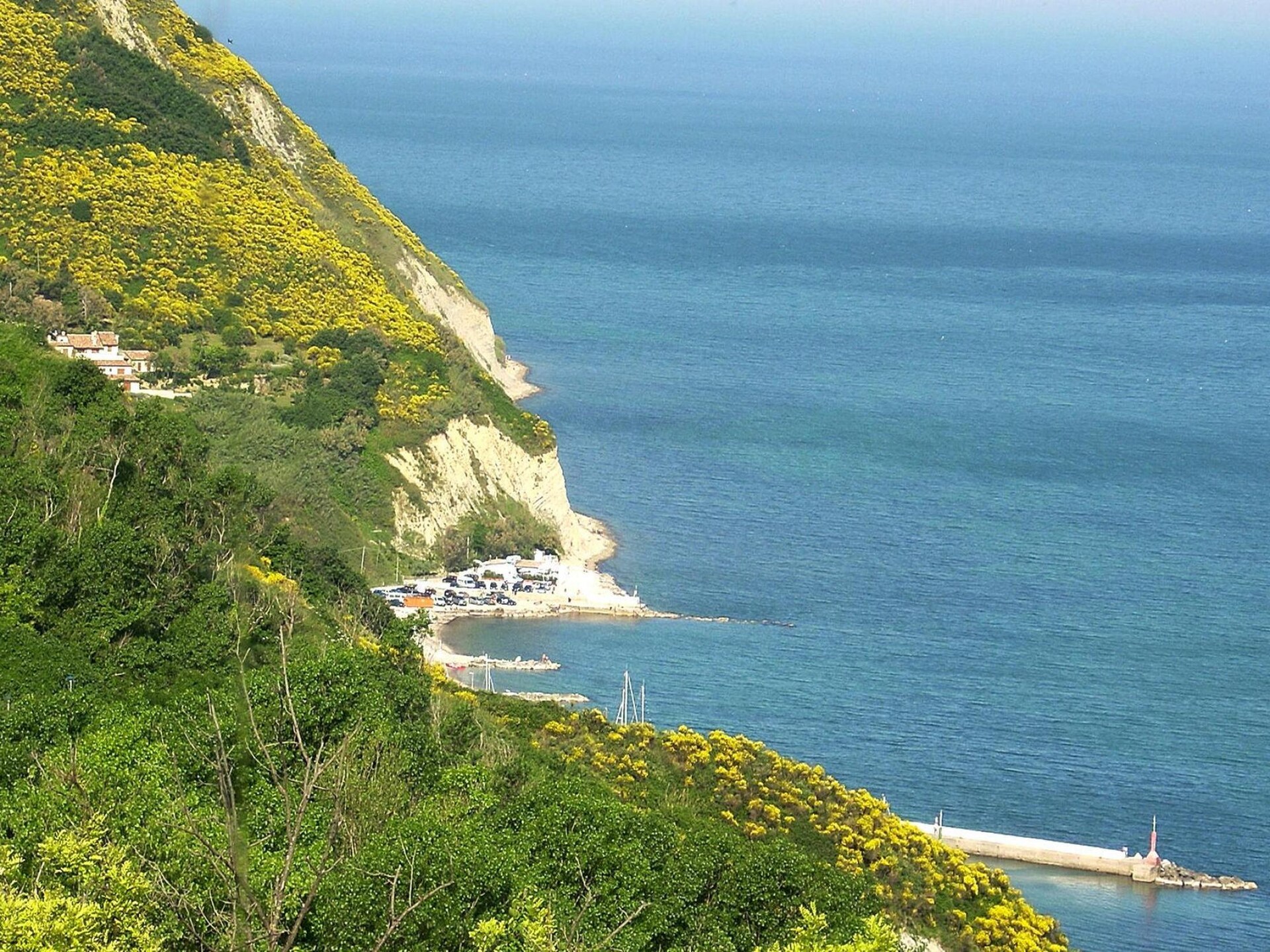 4-persoons appartement in Gabicce Mare bij Casa Mare Vallugola - foto 23