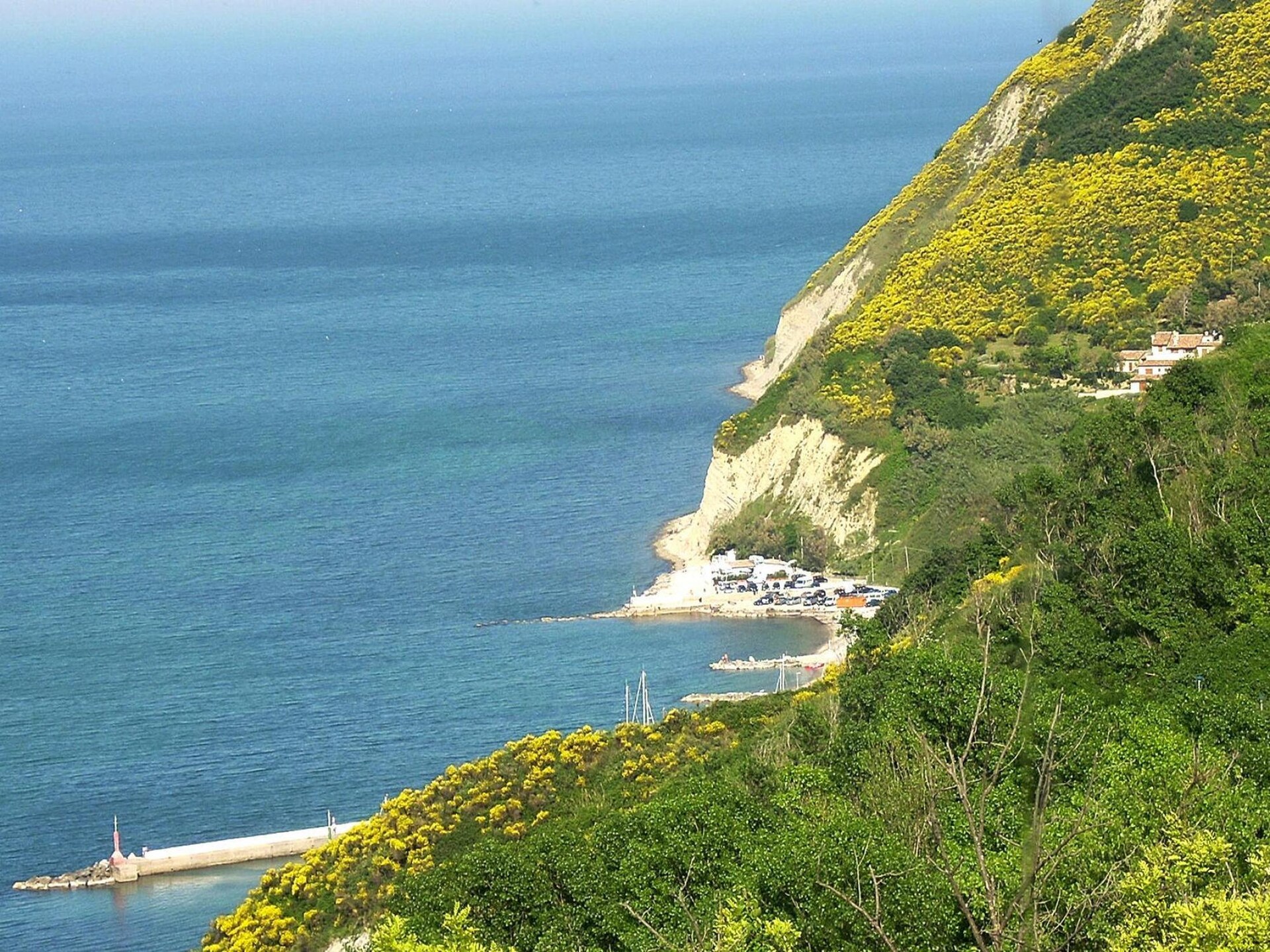 4-persoons appartement in Gabicce Mare bij Casa Mare Vallugola - foto 27