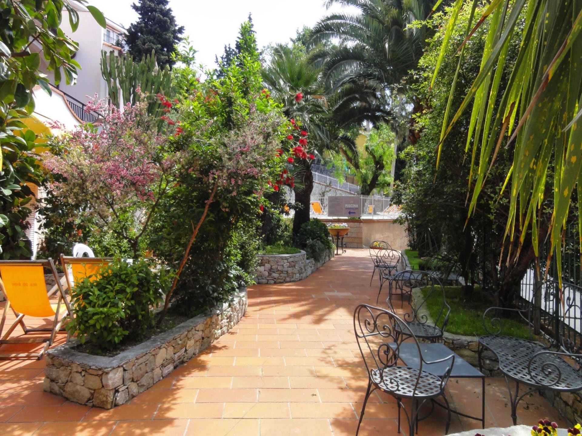 Op 900 m van zee: Zonnig appartement in Pietra Ligure · 5 pers. - foto 8