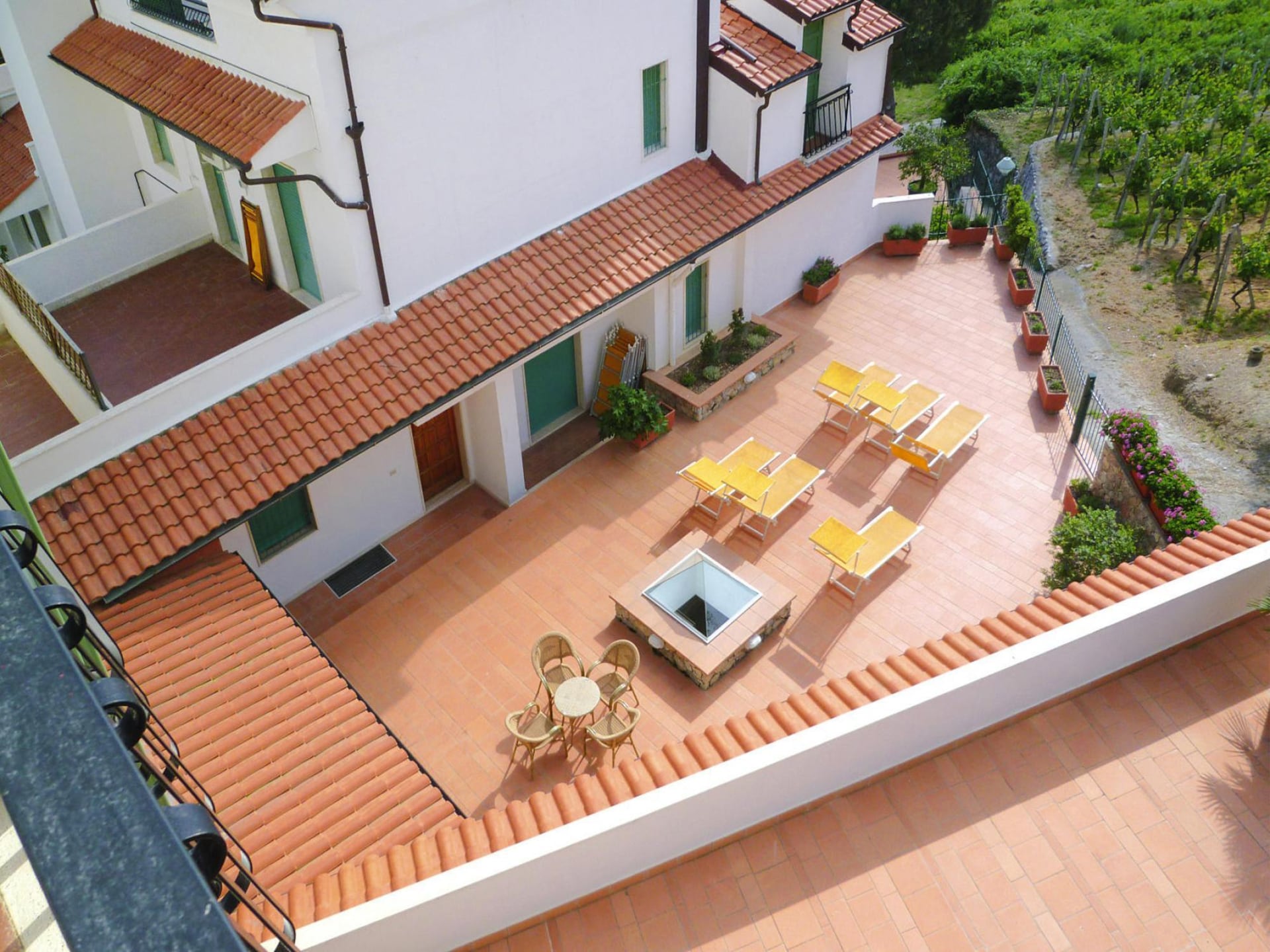 Op 900 m van zee: Zonnig appartement in Pietra Ligure · 5 pers. - foto 9