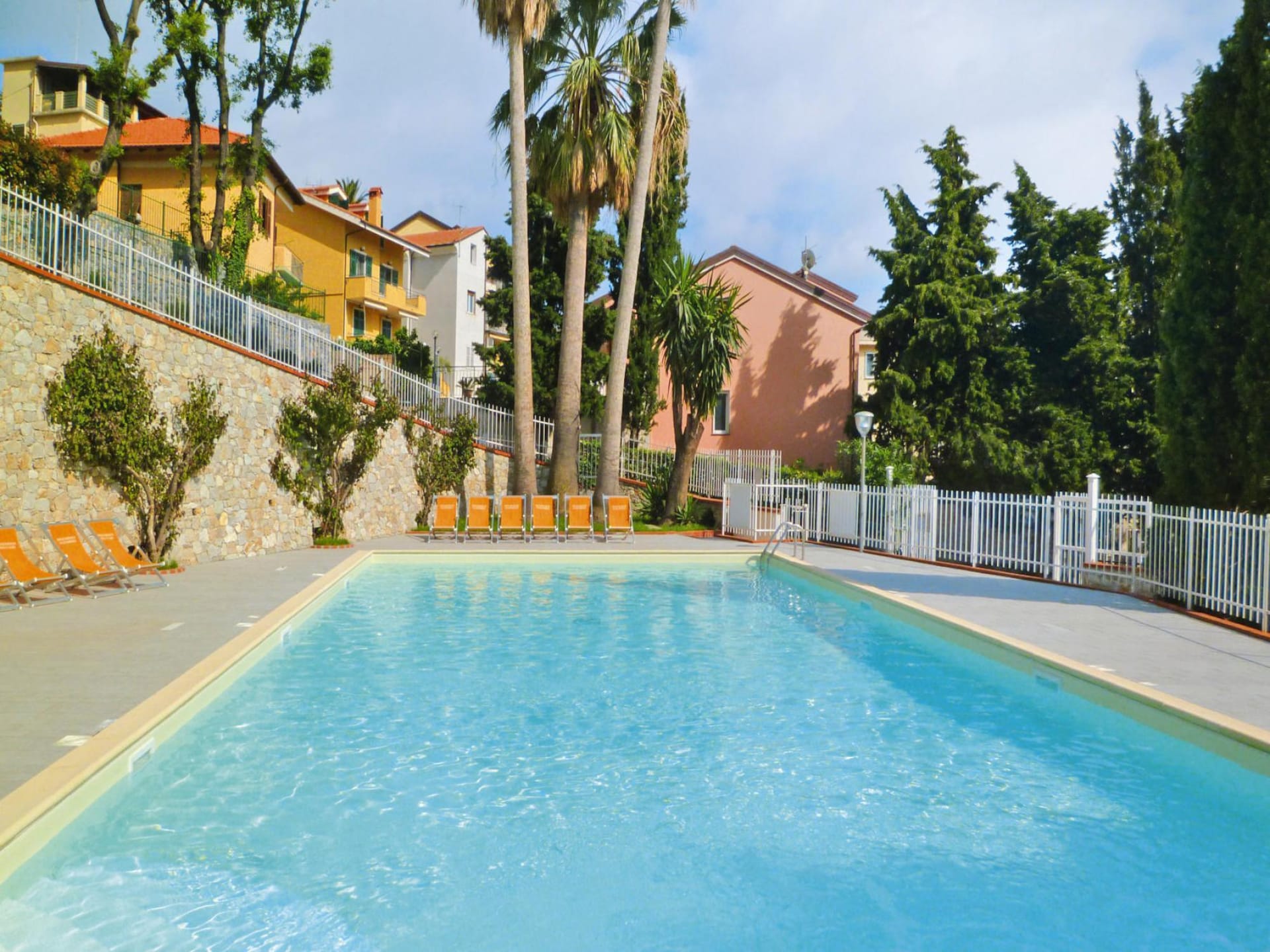 Op 900 m van zee: Zonnig appartement in Pietra Ligure · 5 pers. - foto 2