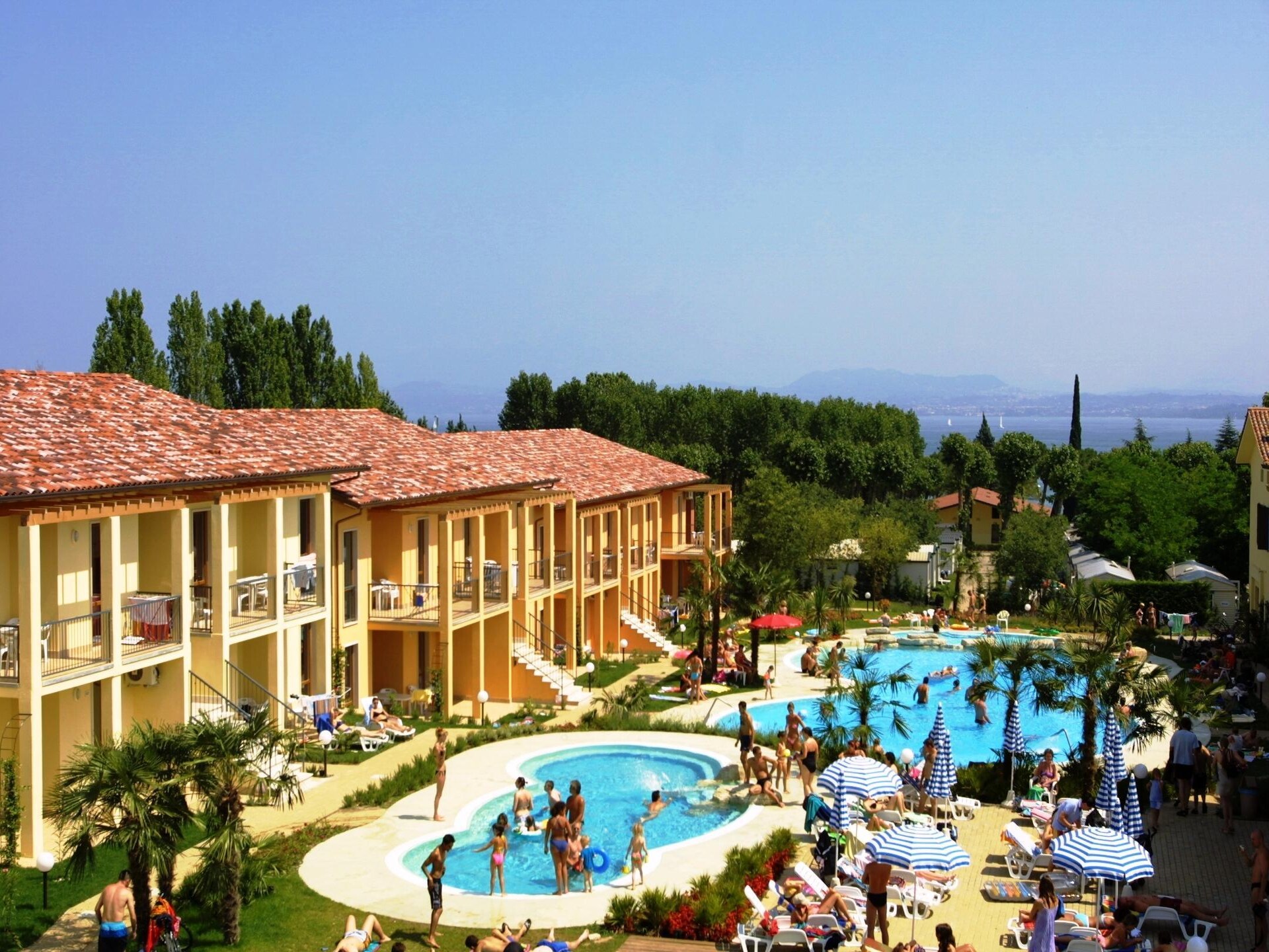 Appartement voor 7 aan het Gardameer op park Bella Italia in Peschiera - foto 1