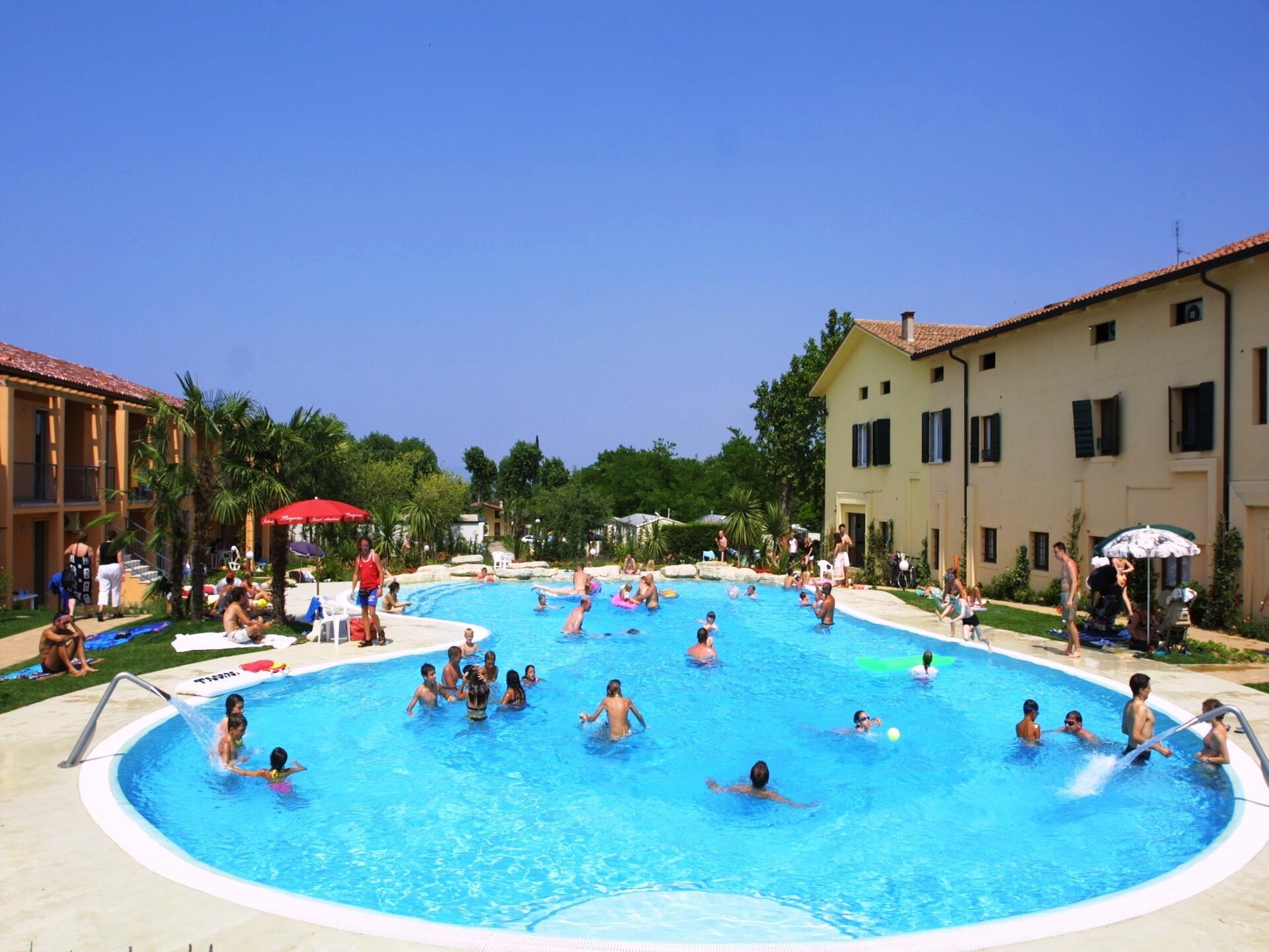 Appartement voor 7 aan het Gardameer op park Bella Italia in Peschiera - foto 3