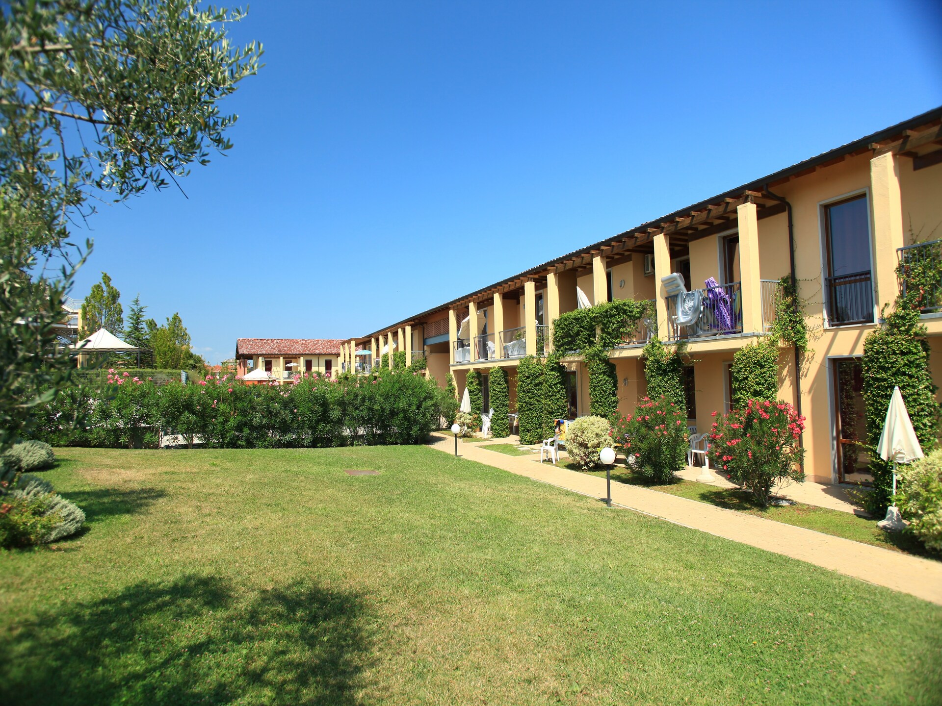 Appartement voor 7 aan het Gardameer op park Bella Italia in Peschiera - foto 17