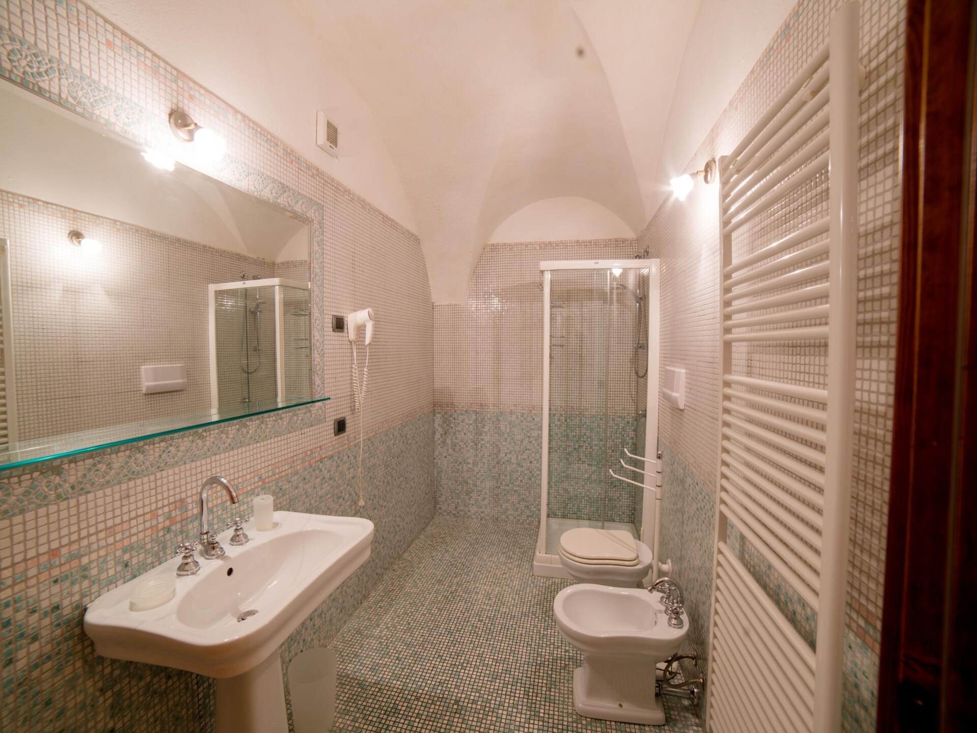 Centraal gelegen appartement in Toscolano Maderno voor 6 personen - foto 33