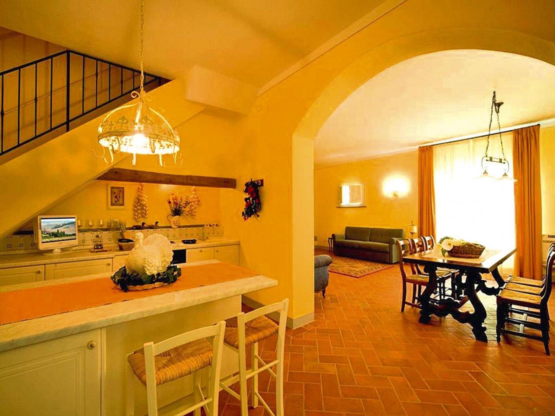 Trilo Superior in Gambassi Terme: 110m², 2 slaapkamers, golf & zwembad - foto 9