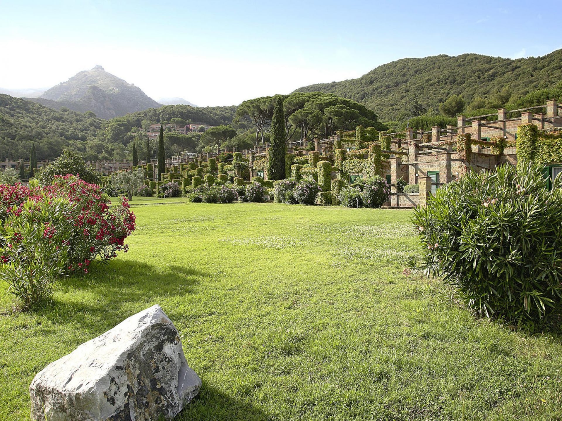 Op 400 m van zee: ruim appartement met wellness in Rio nell'Elba - foto 16