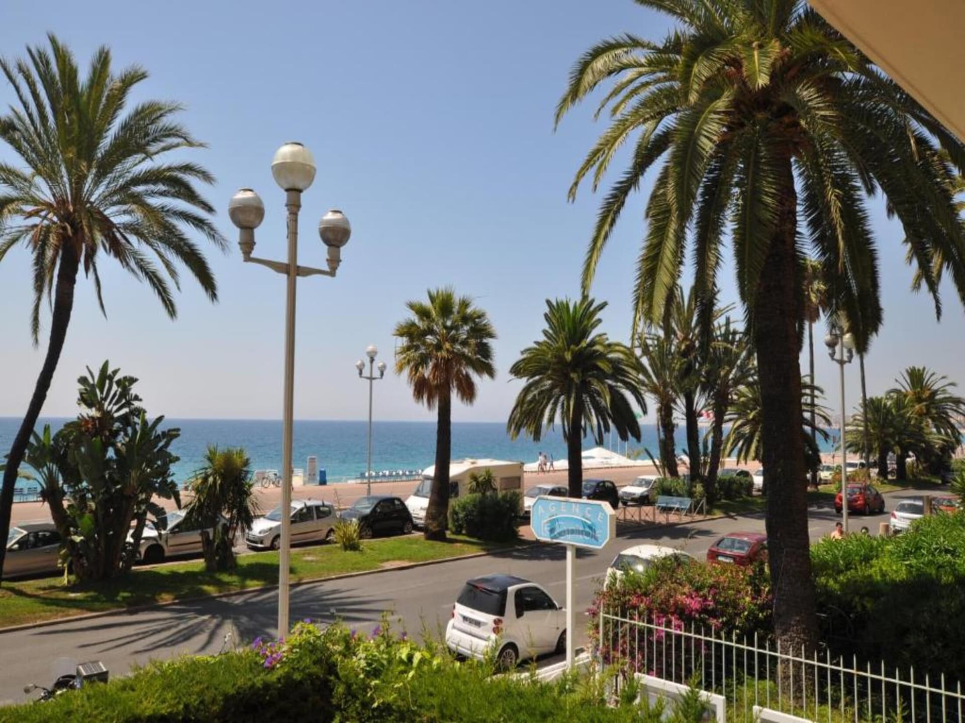Op 900 m van zee: Zonnig appartement in Pietra Ligure - foto 24