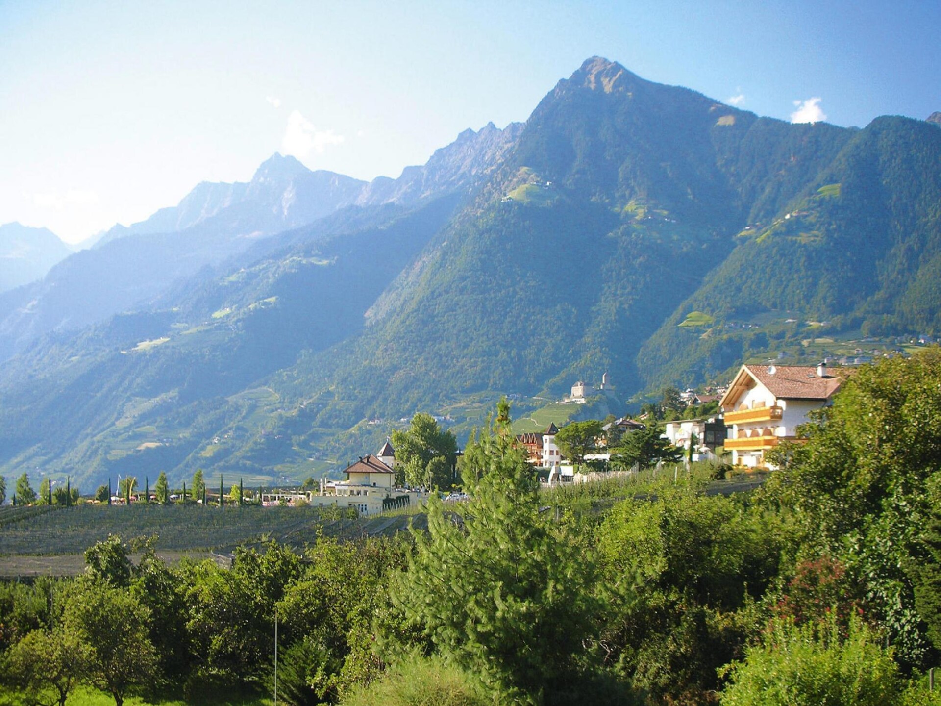 Stijlvol appartement aan de golfbaan met gratis zwembad in Dorf Tirol - foto 3