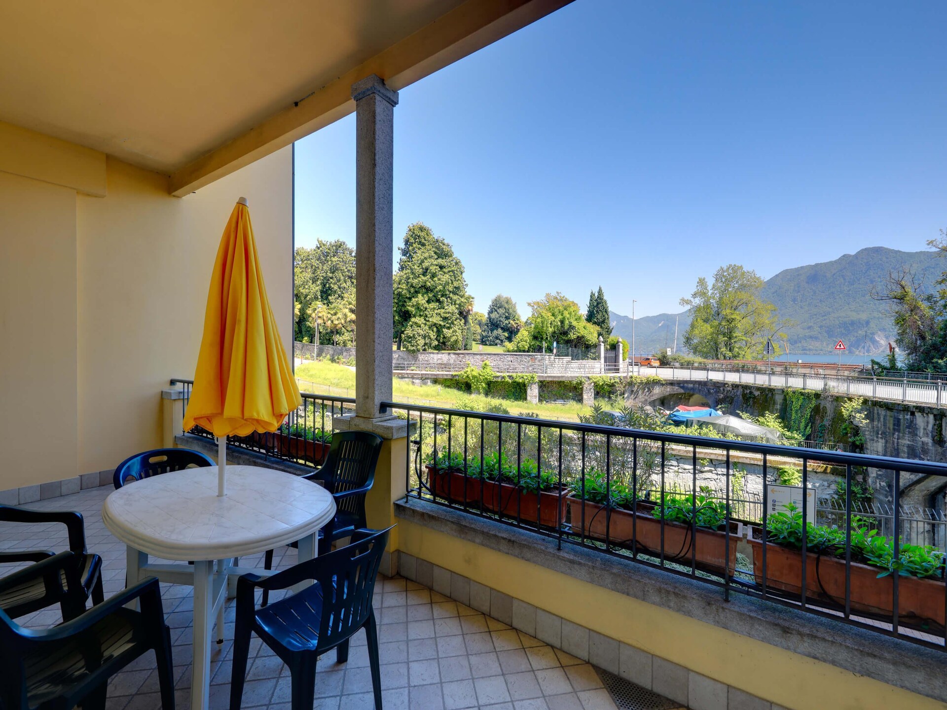 Luxe appartement voor 6 personen aan het Lago Maggiore in Verbania - foto 3