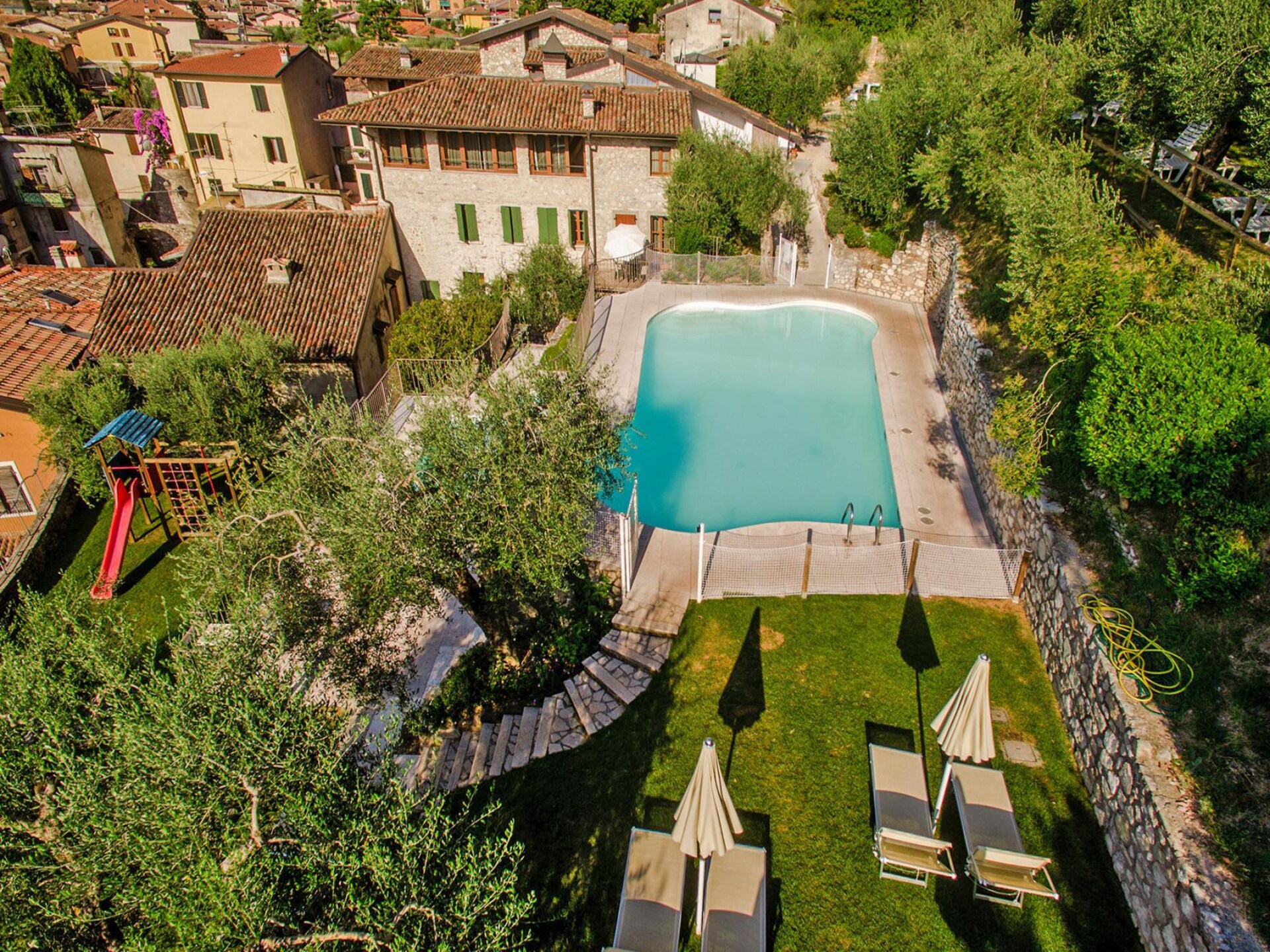 Op 400 m van het meer: sfeervol appartement in Toscolano Maderno - foto 12