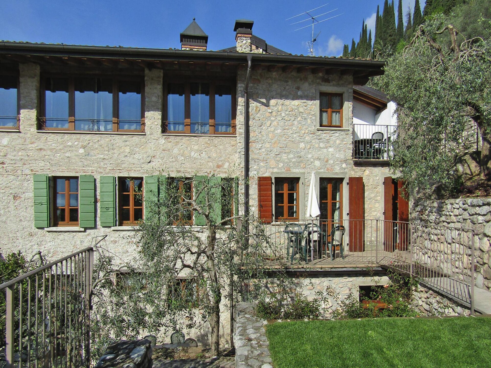 Op 400 m van het meer: sfeervol appartement in Toscolano Maderno - foto 25