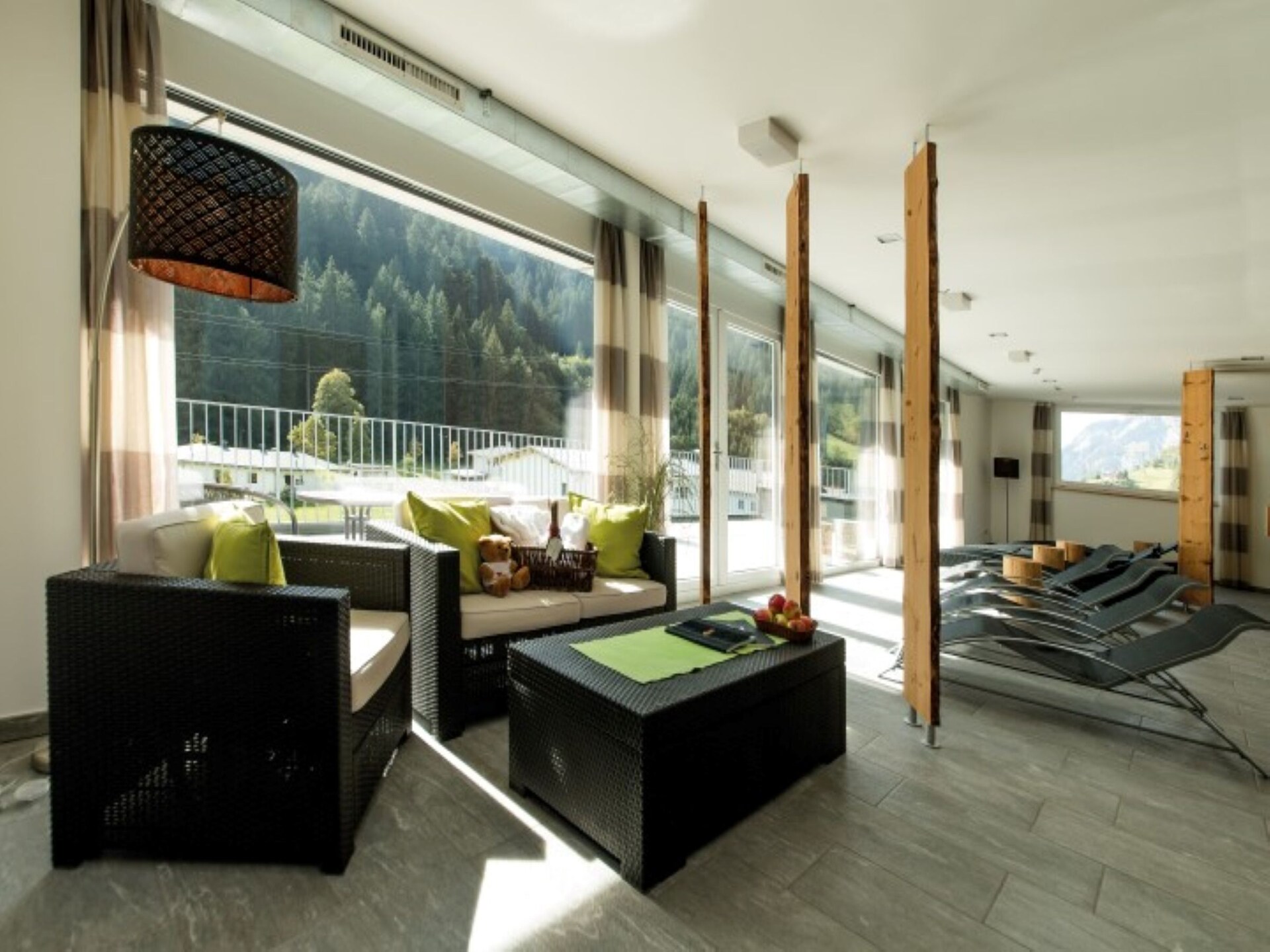 Ruim appartement voor 6 personen bij Klösterle am Arlberg met sauna en tuin - foto 15