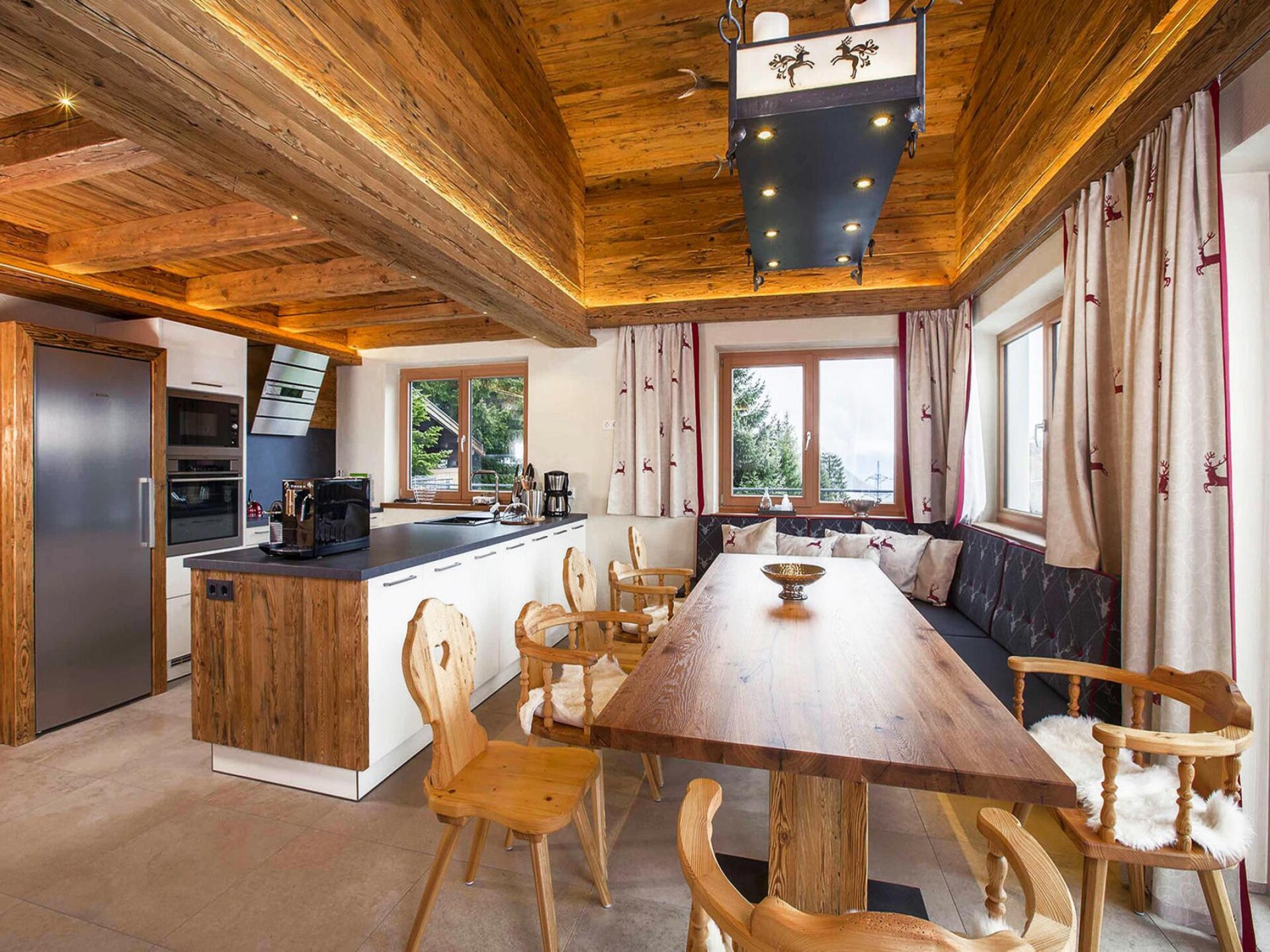 Chalet Edelweißalm: Luxe & SPA met panoramisch uitzicht in Königsleiten - foto 14