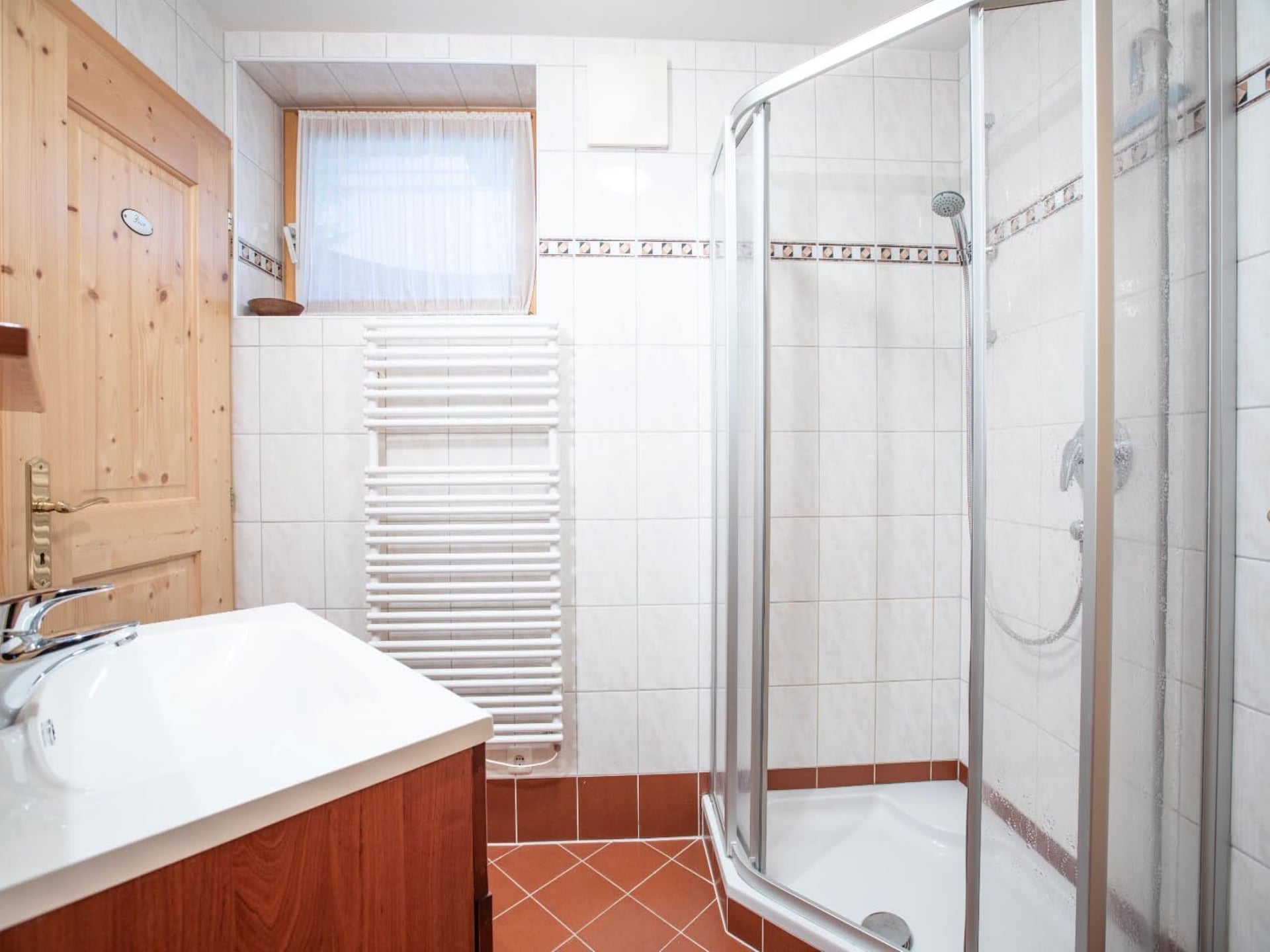 Vrijstaand chalet Munterhütte aan de bosrand bij Königsleiten - foto 16