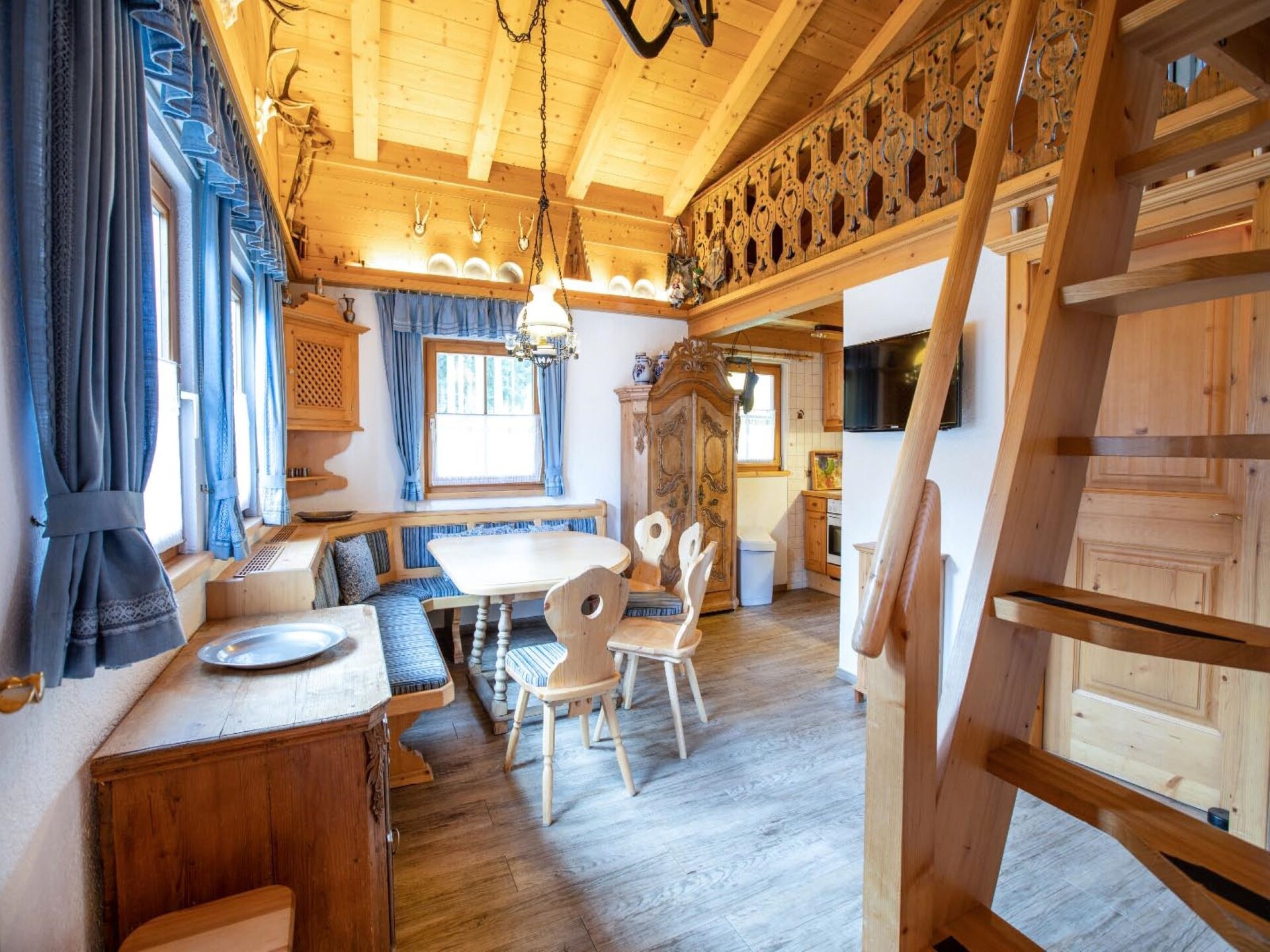 Vrijstaand chalet Munterhütte aan de bosrand bij Königsleiten - foto 6