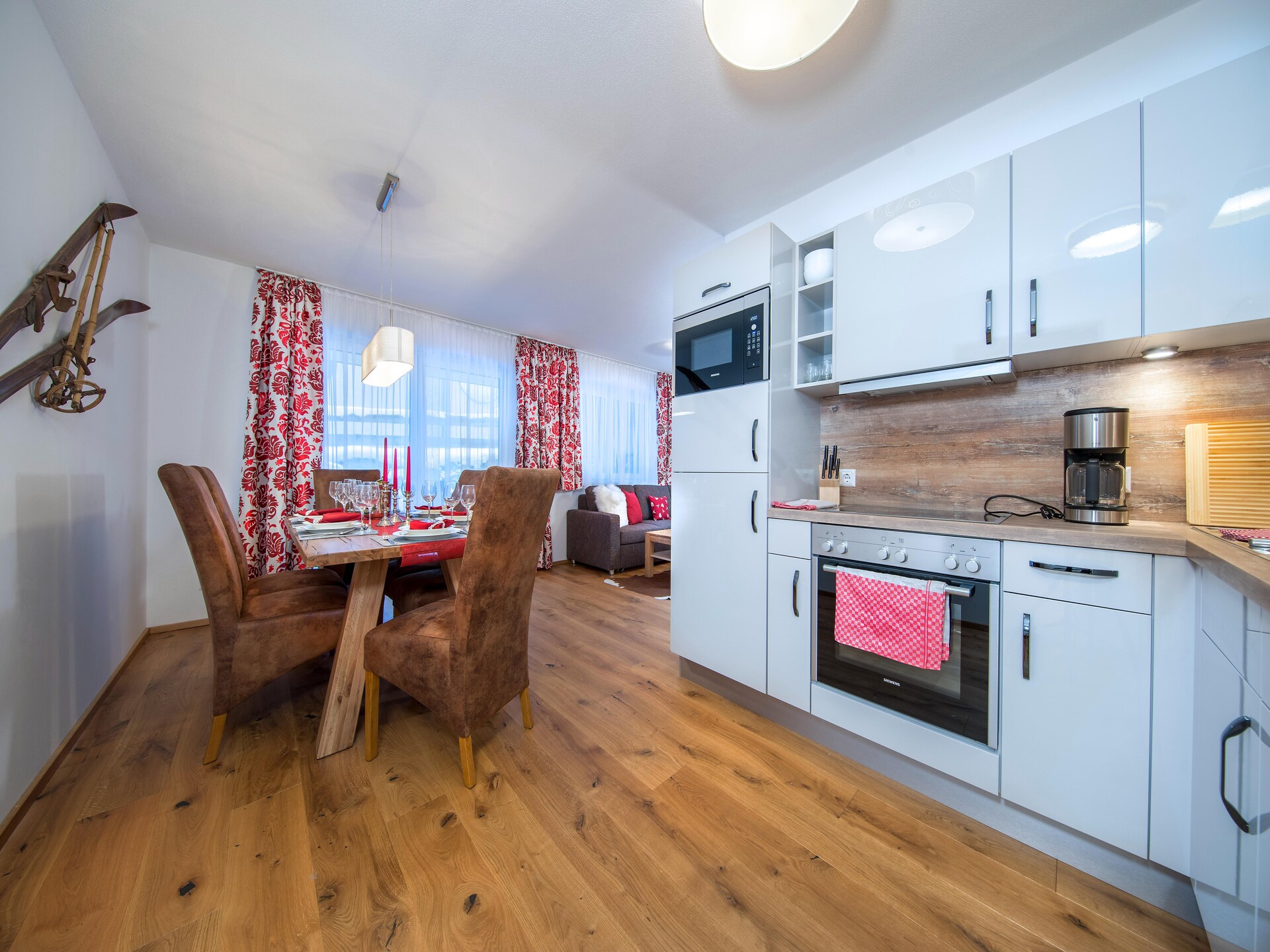 Ruim appartement voor 8 personen direct aan de Wildkogelbahn - foto 4