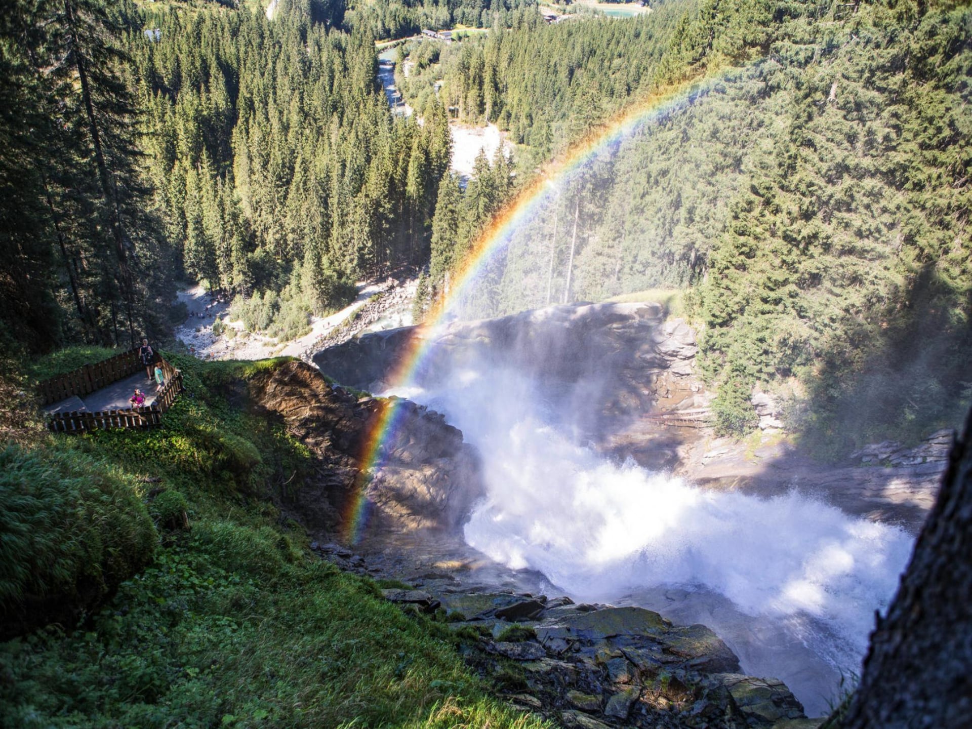 Ruim chalet in Krimml met uitzicht op de watervallen - foto 17