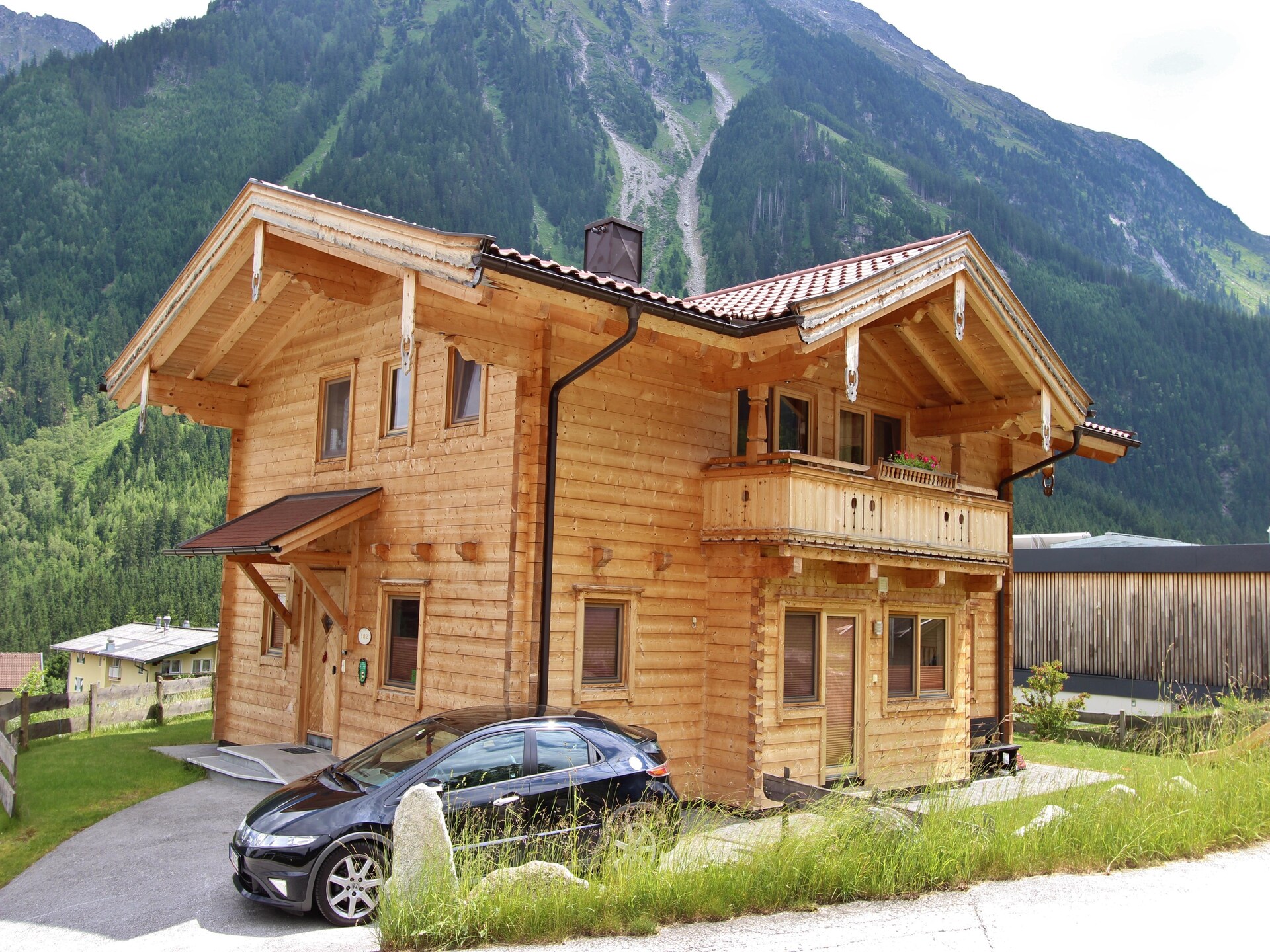 Ruim chalet in Krimml met uitzicht op de watervallen - foto 10