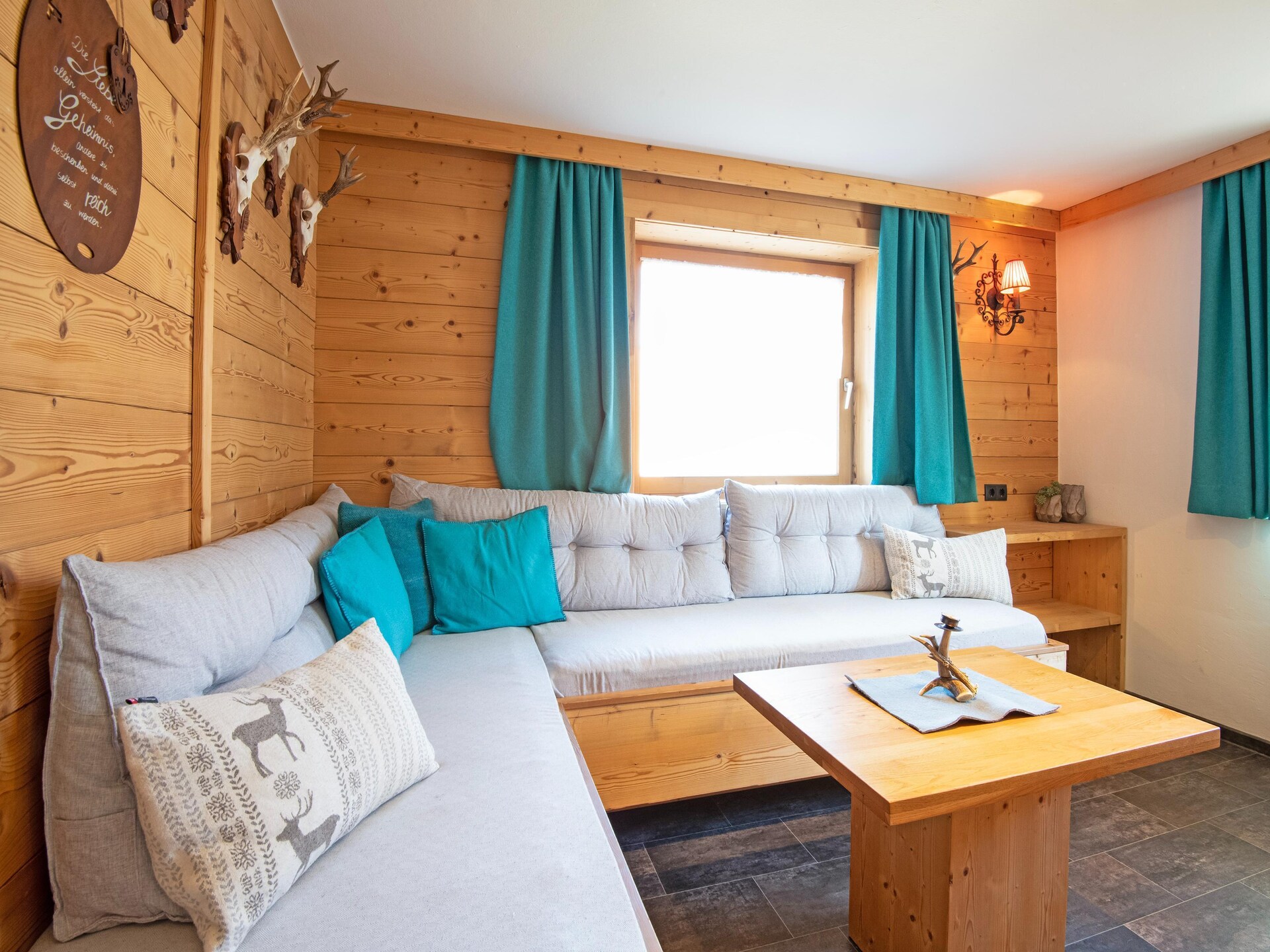 Vrijstaand vakantiehuis in Fügen met buitensauna en bergzicht voor 10 personen - foto 2