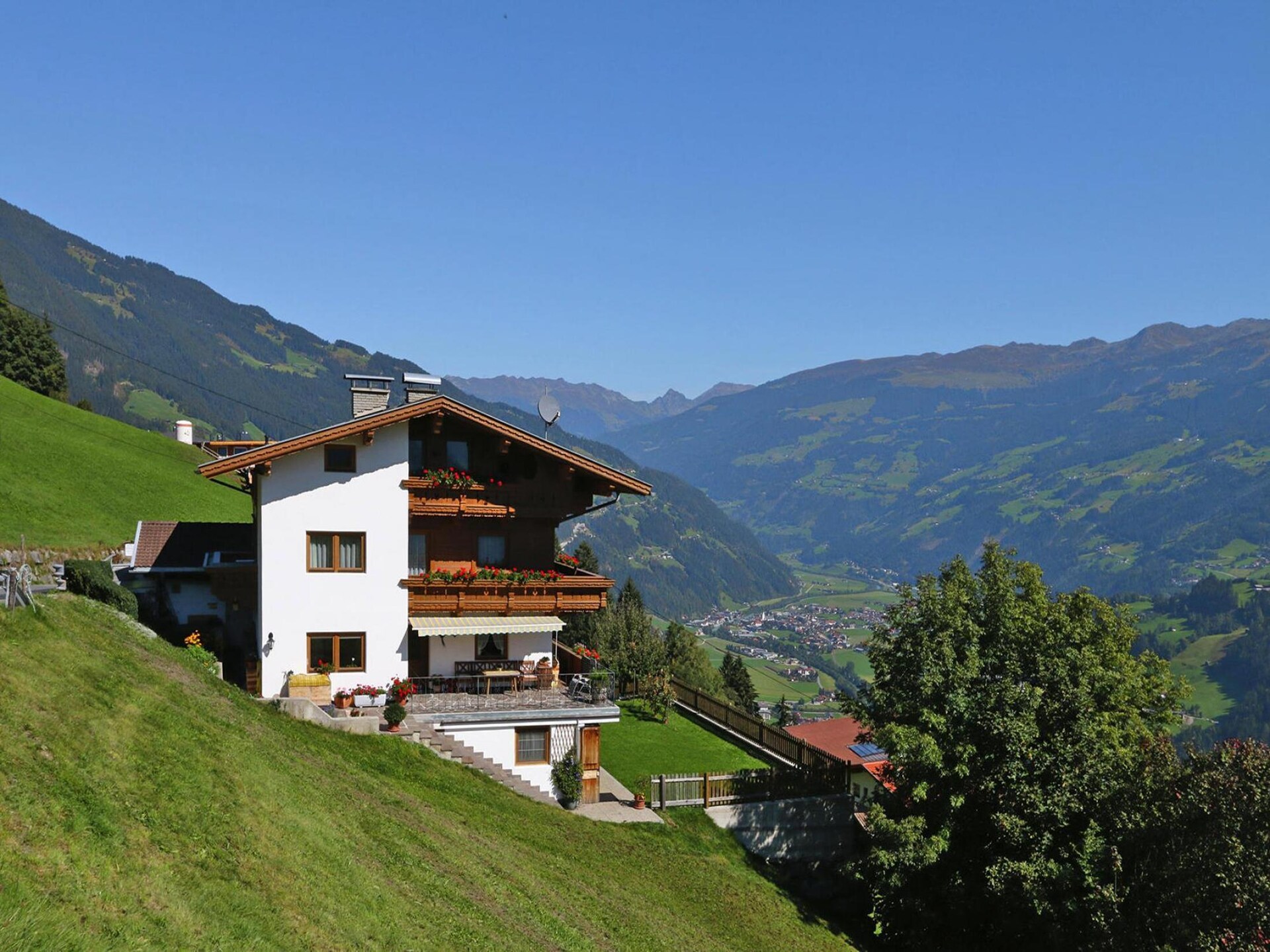 Ruim appartement voor 8 personen in Hippach im Zillertal - foto 8