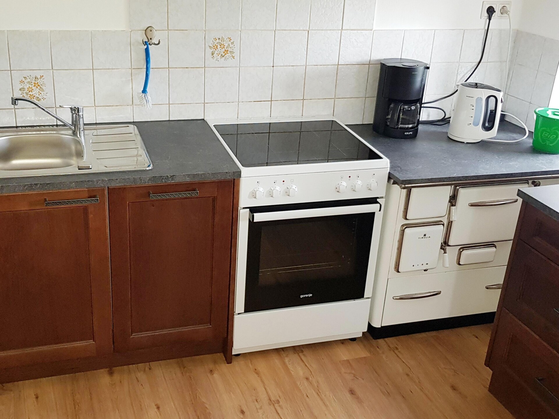 Authentieke 18e-eeuwse boerderij voor 8 personen bij Kirchbichl met grote tuin - foto 12
