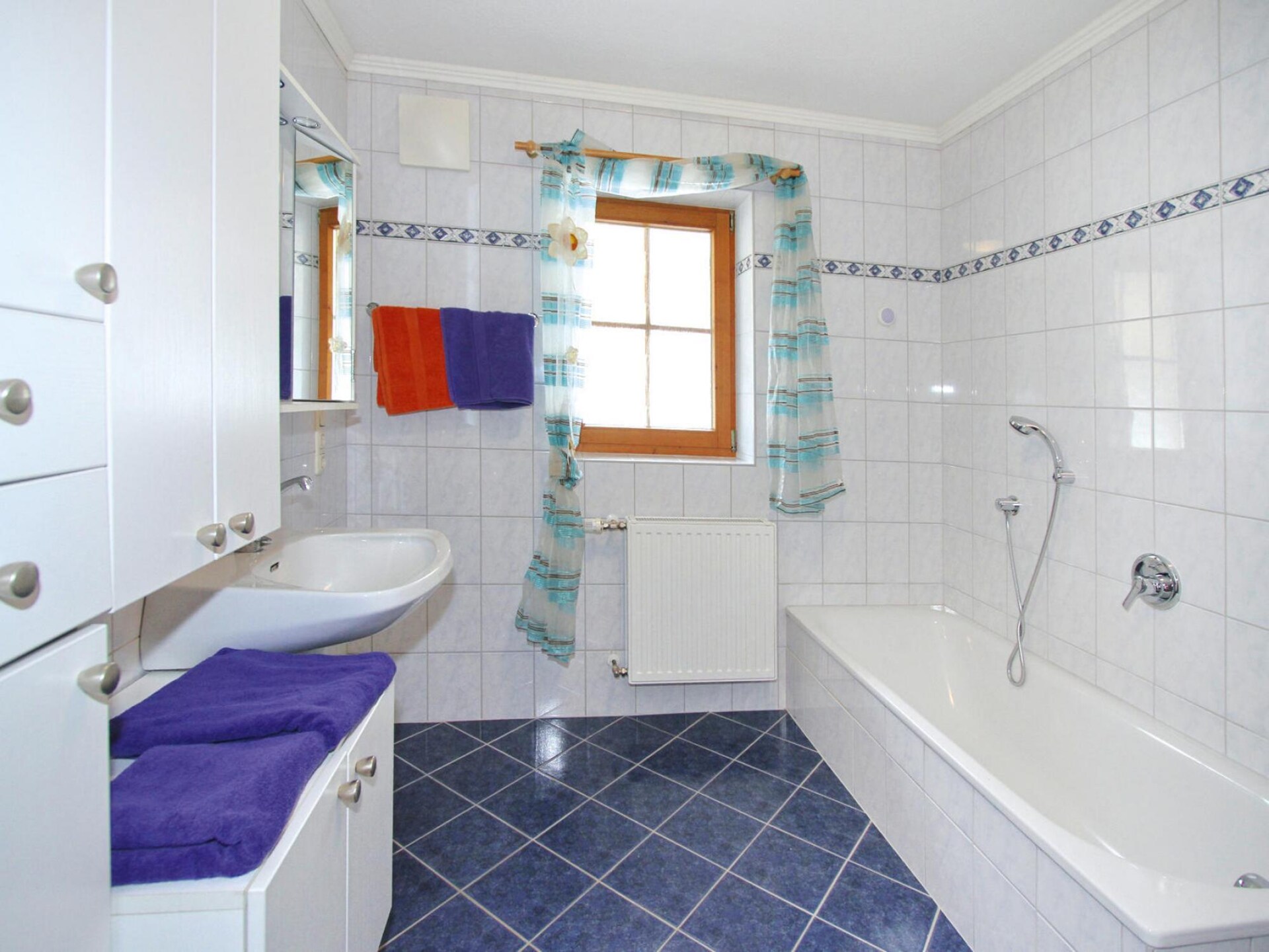 Ruim appartement met uitzicht op watervallen nabij golfbaan in Krimml - foto 29