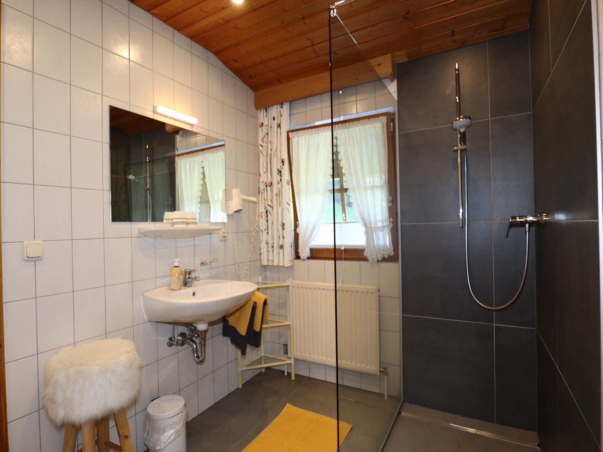 Gerenoveerd appartement voor 5 personen op 150m van de skilift in See - foto 4