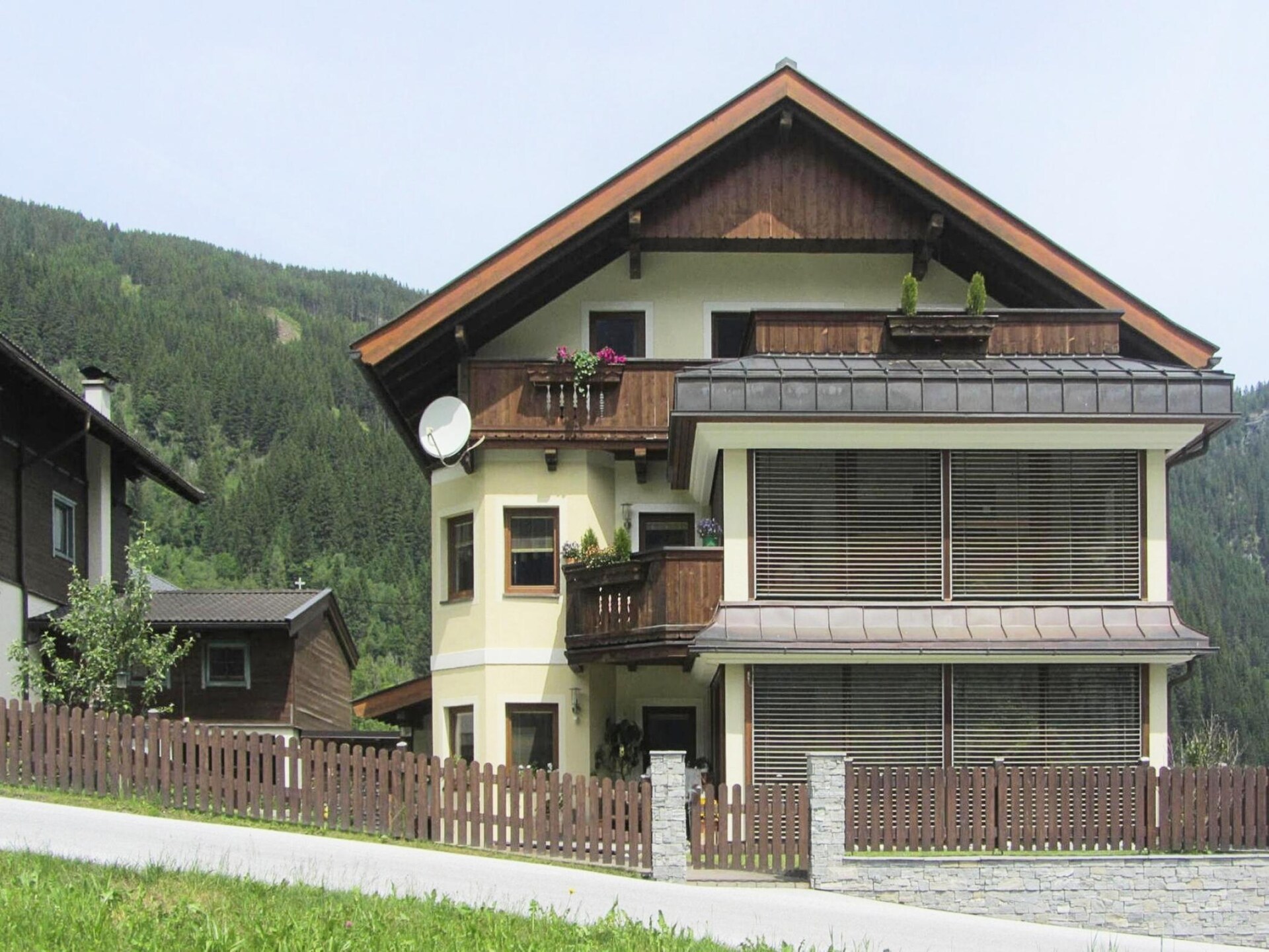 Knus appartement in Krimml met panoramisch bergzicht - foto 3