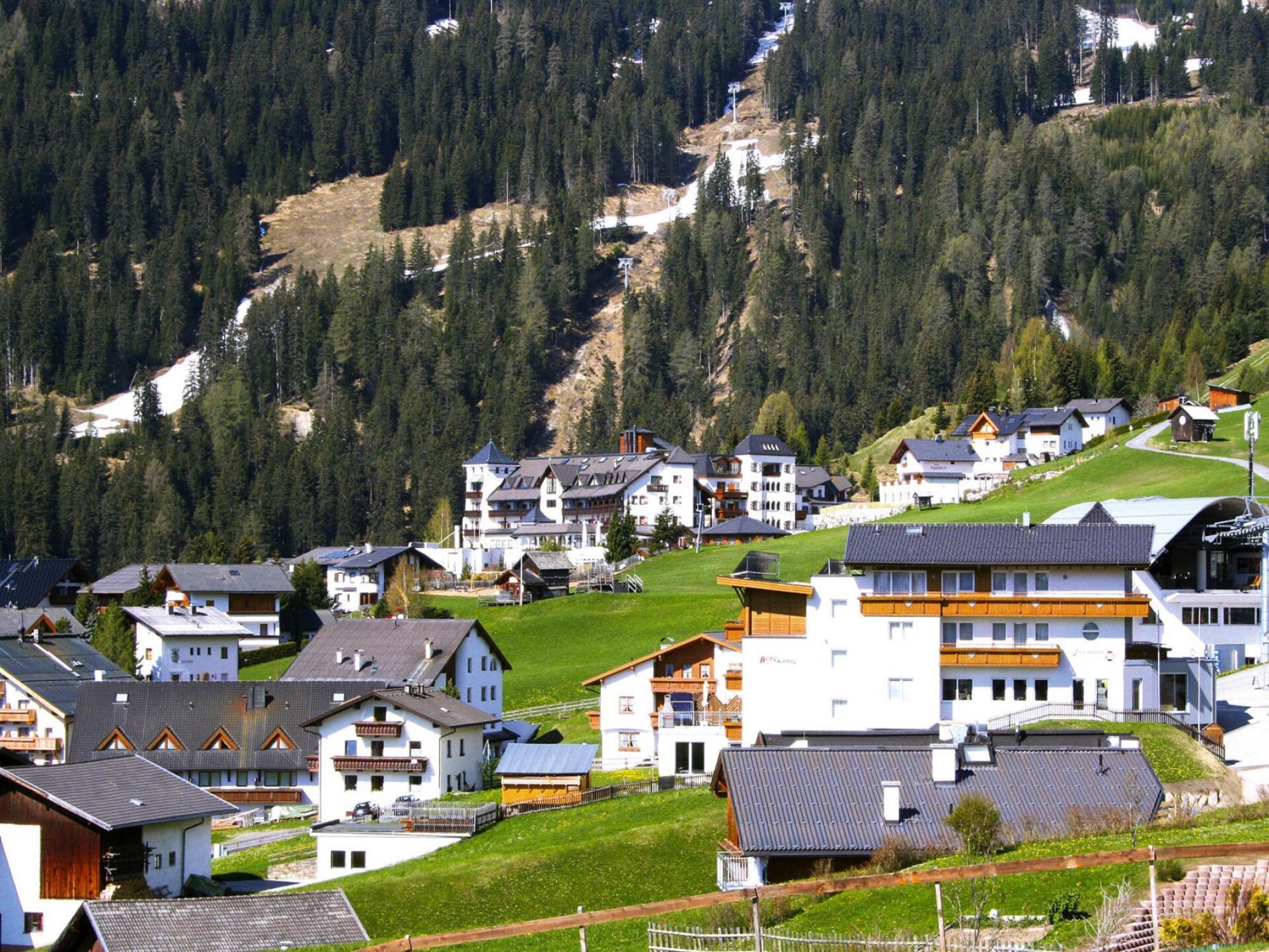 Ruim Tirools chalet voor 12 personen met sauna en bergpanorama in Fiss - foto 11