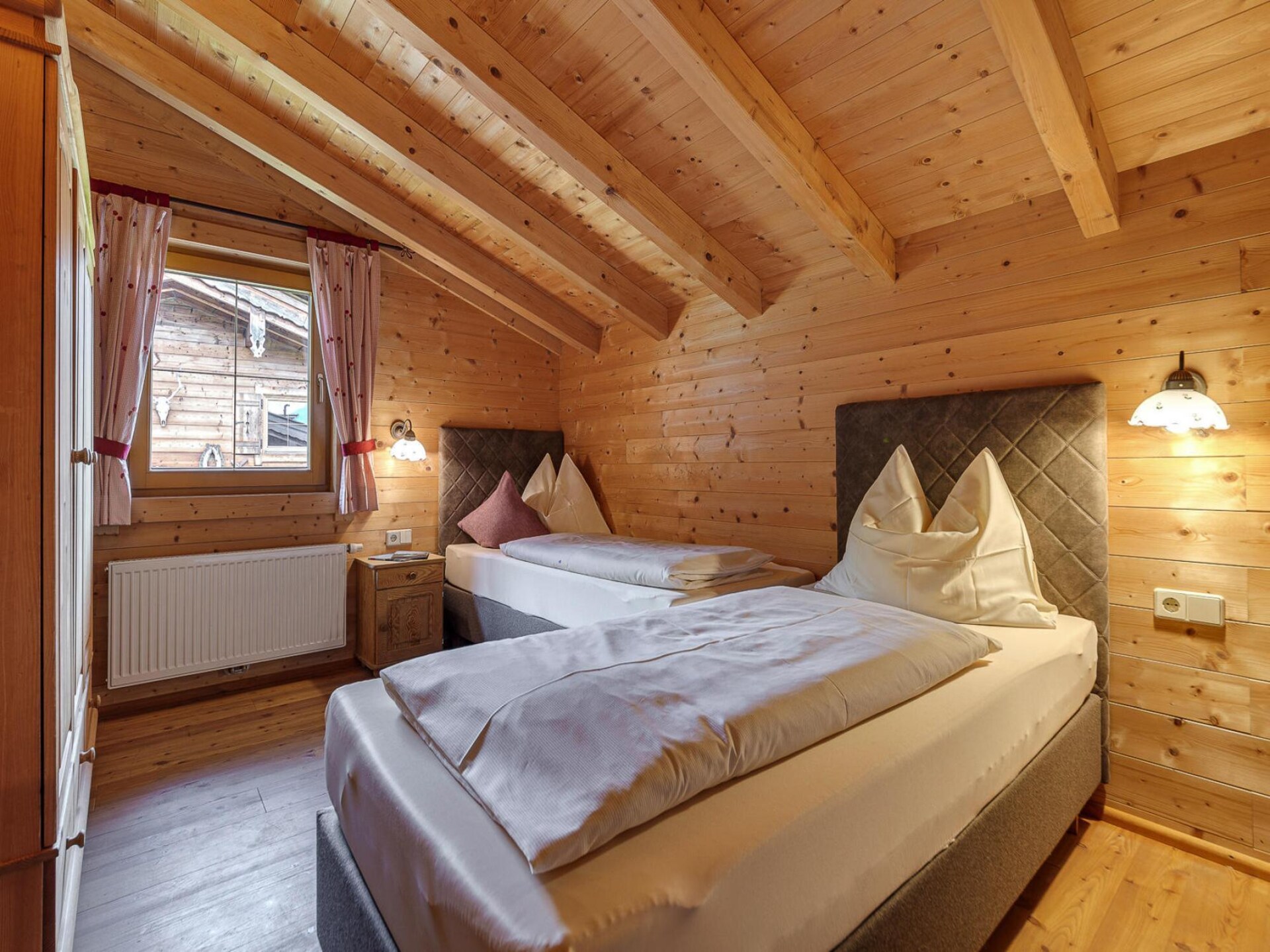 Chalet Almdorf Zillertal Fügen: luxe 10-persoonsvrijstaand chalet in actief dal - foto 17