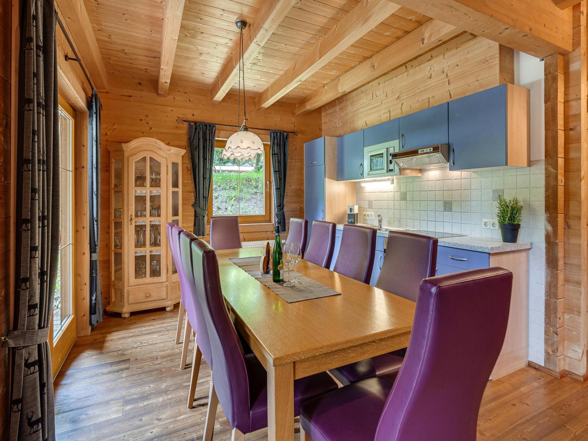 Ruim 8-persoons chalet in Fügen, Zillertal – vlakbij de Spieljochbahn - foto 18