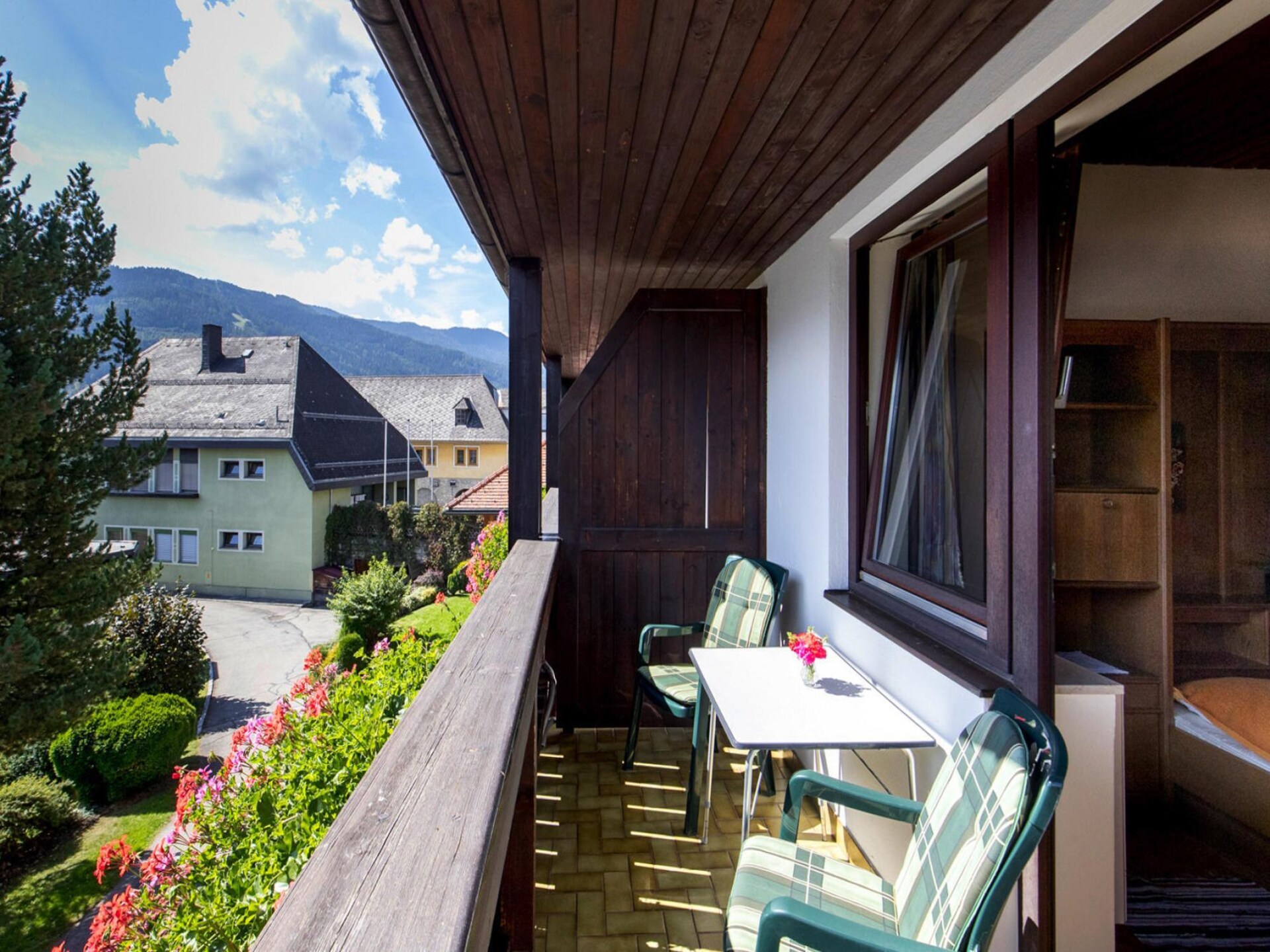 Zonnig familie-appartement in St. Georgen met sauna, zwembad en bergzicht - foto 12