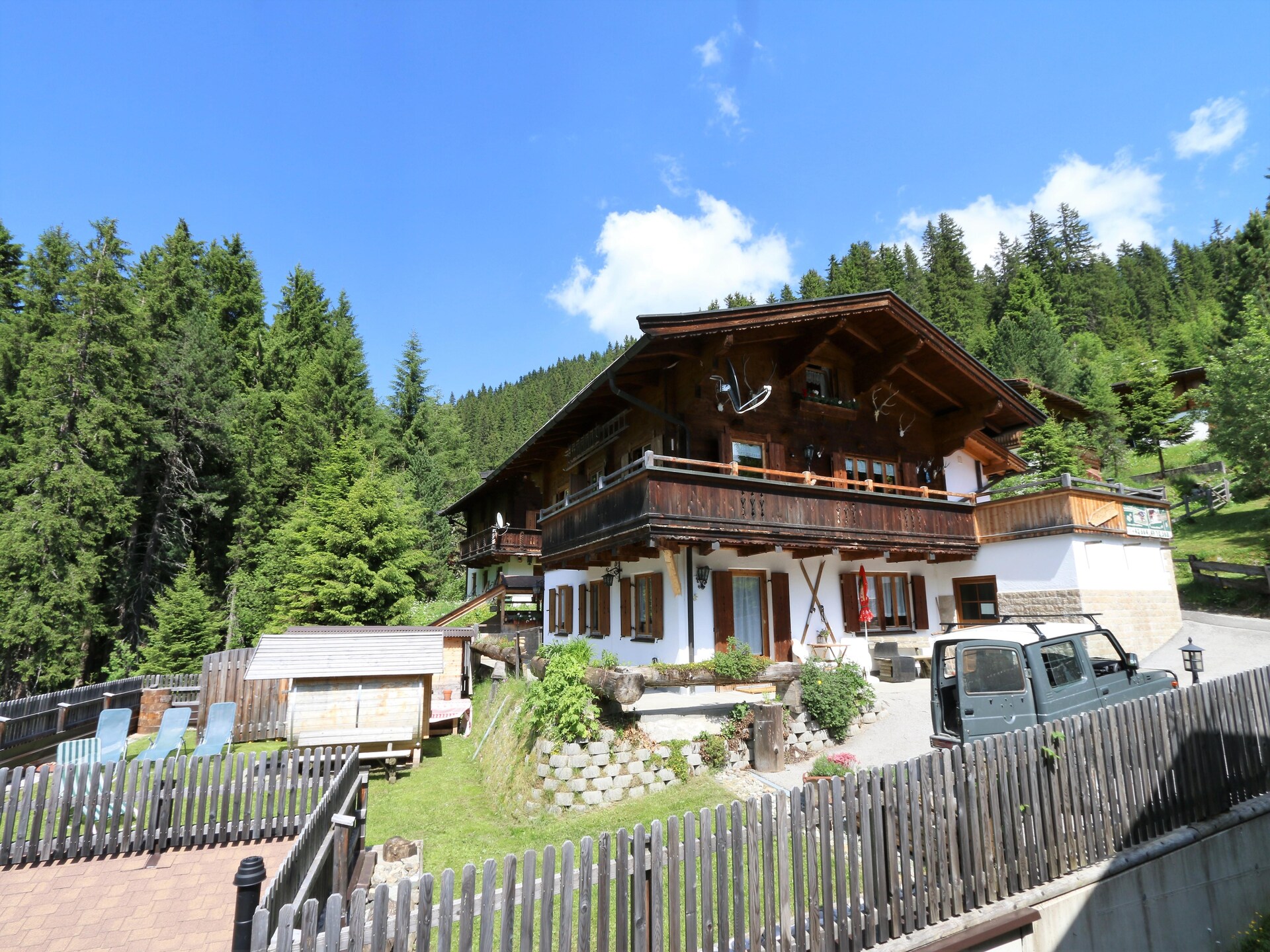 Direct aan de piste: authentiek Tirools appartement voor 4 in Hochfügen - foto 1