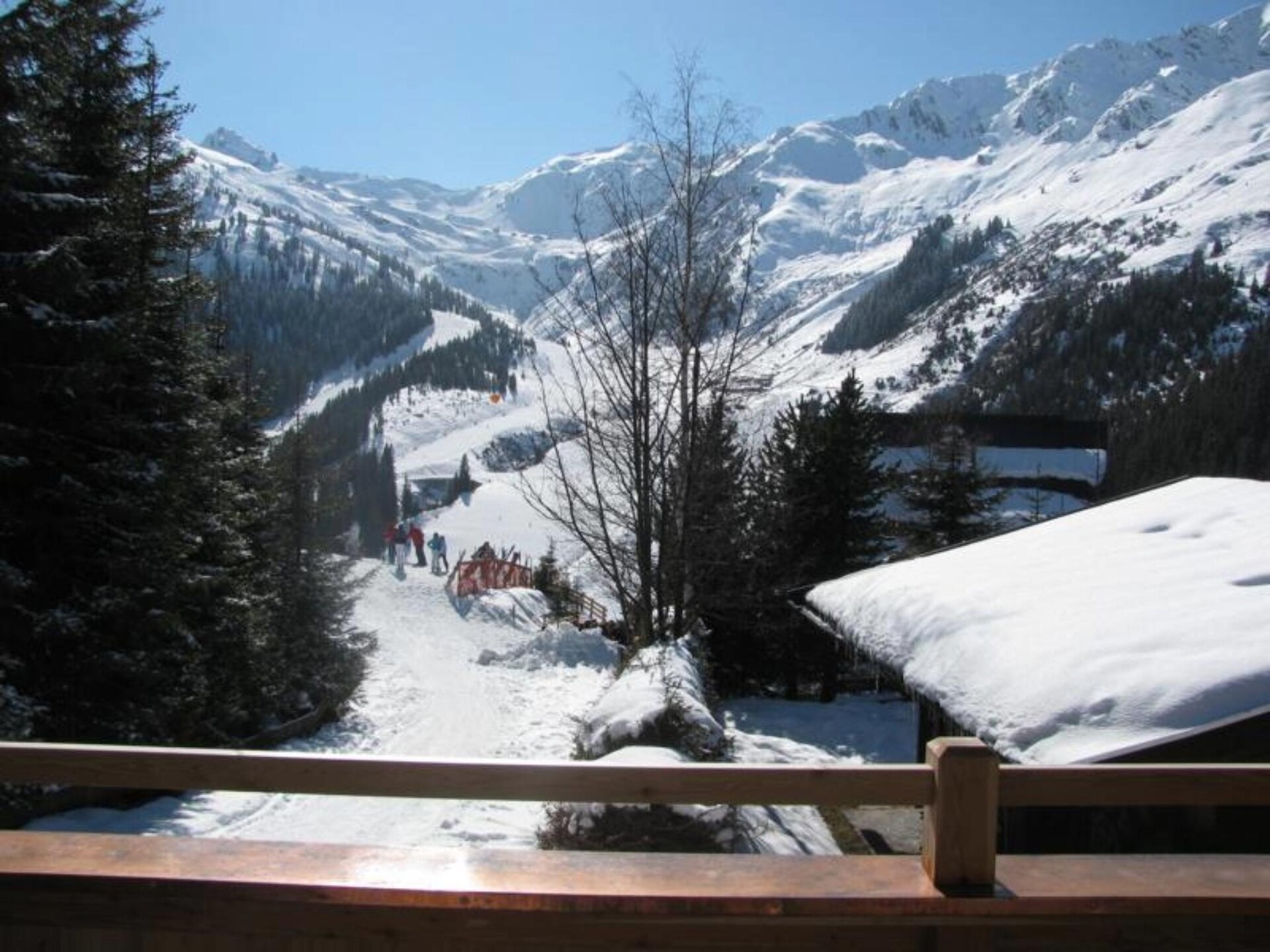 Direct aan de piste: authentiek Tirools appartement voor 4 in Hochfügen - foto 36