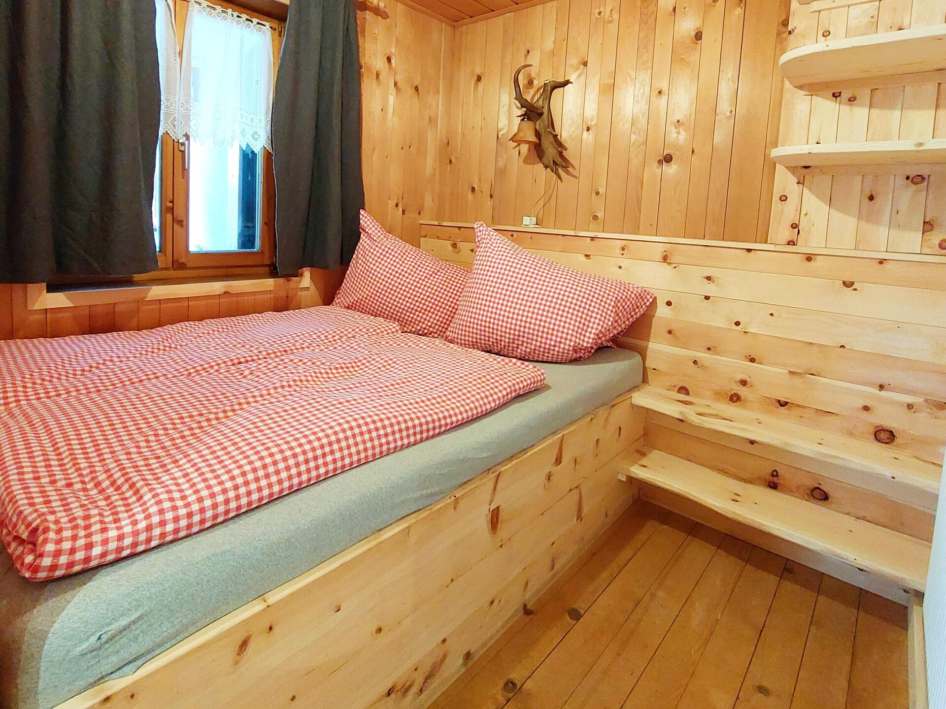 Direct aan de piste: authentiek Tirools appartement voor 4 in Hochfügen - foto 13