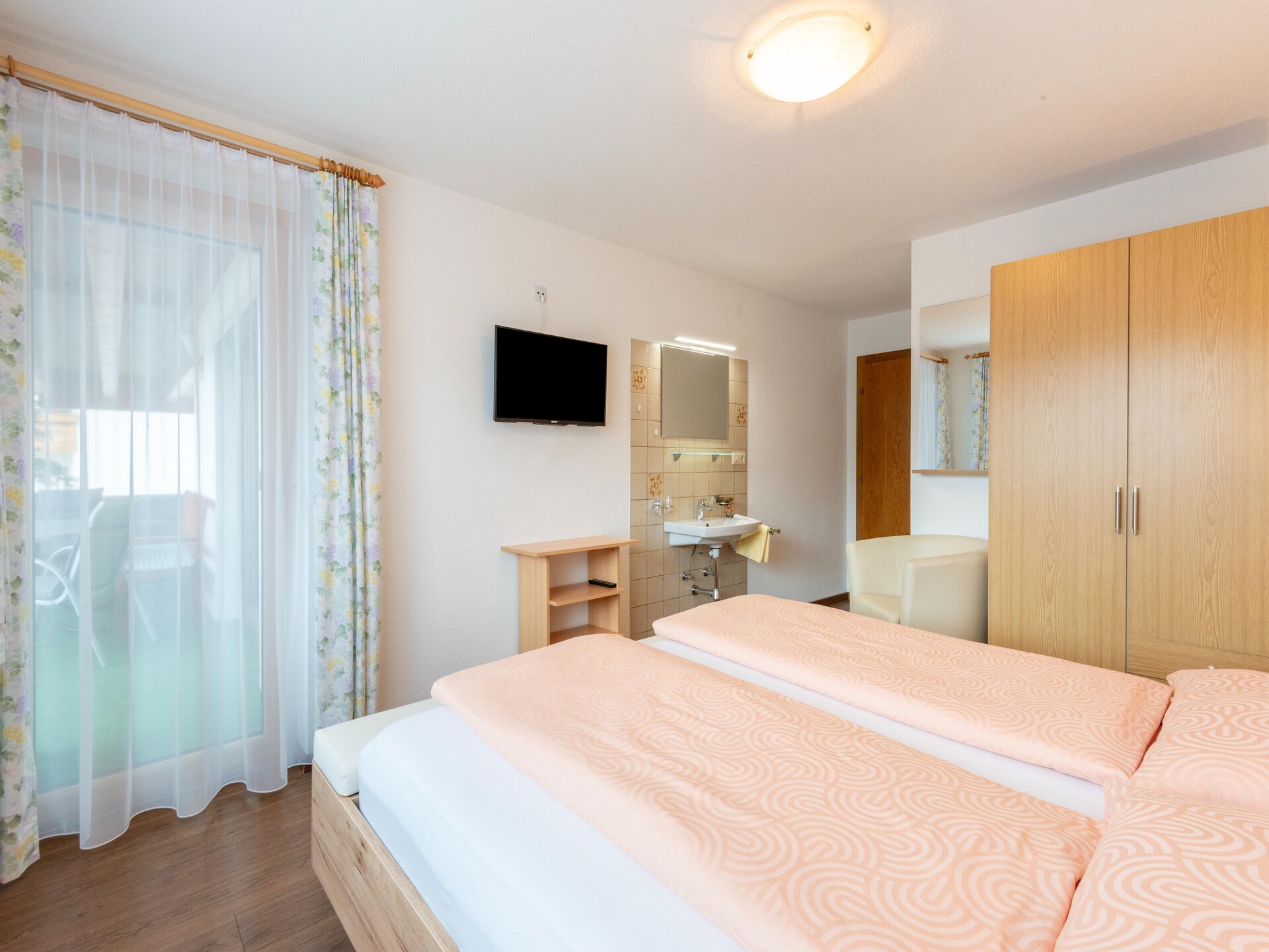 Ruim appartement met balkon en wellness aan de rand van Fügen - foto 17