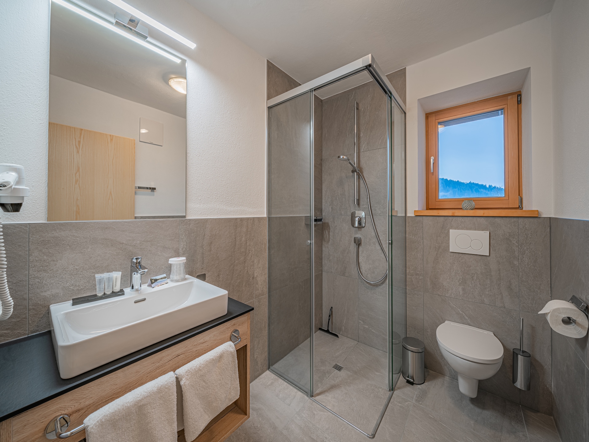 Op 500 m van het meer: Rustgevend appartement in Brixen im Thale - foto 18