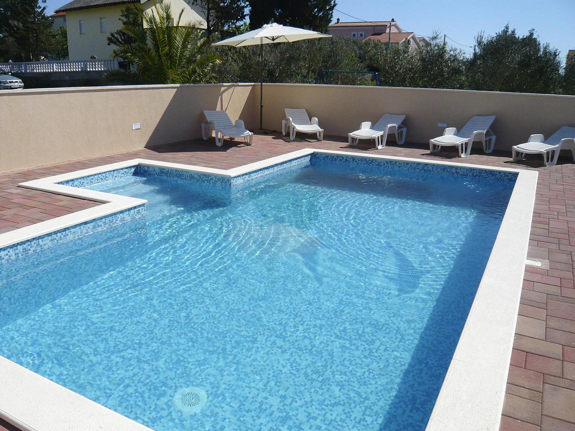 Op 700m van zee: ruim vakantiehuis met privézwembad in Vrsi-Mulo - foto 6