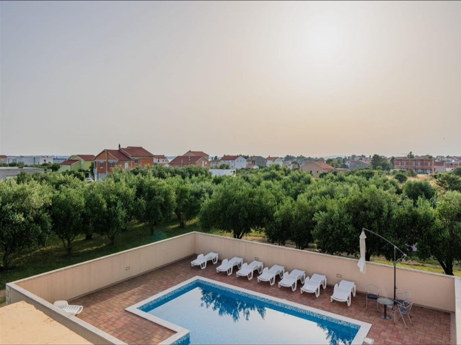 Op 700m van zee: ruim vakantiehuis met privézwembad in Vrsi-Mulo - foto 17