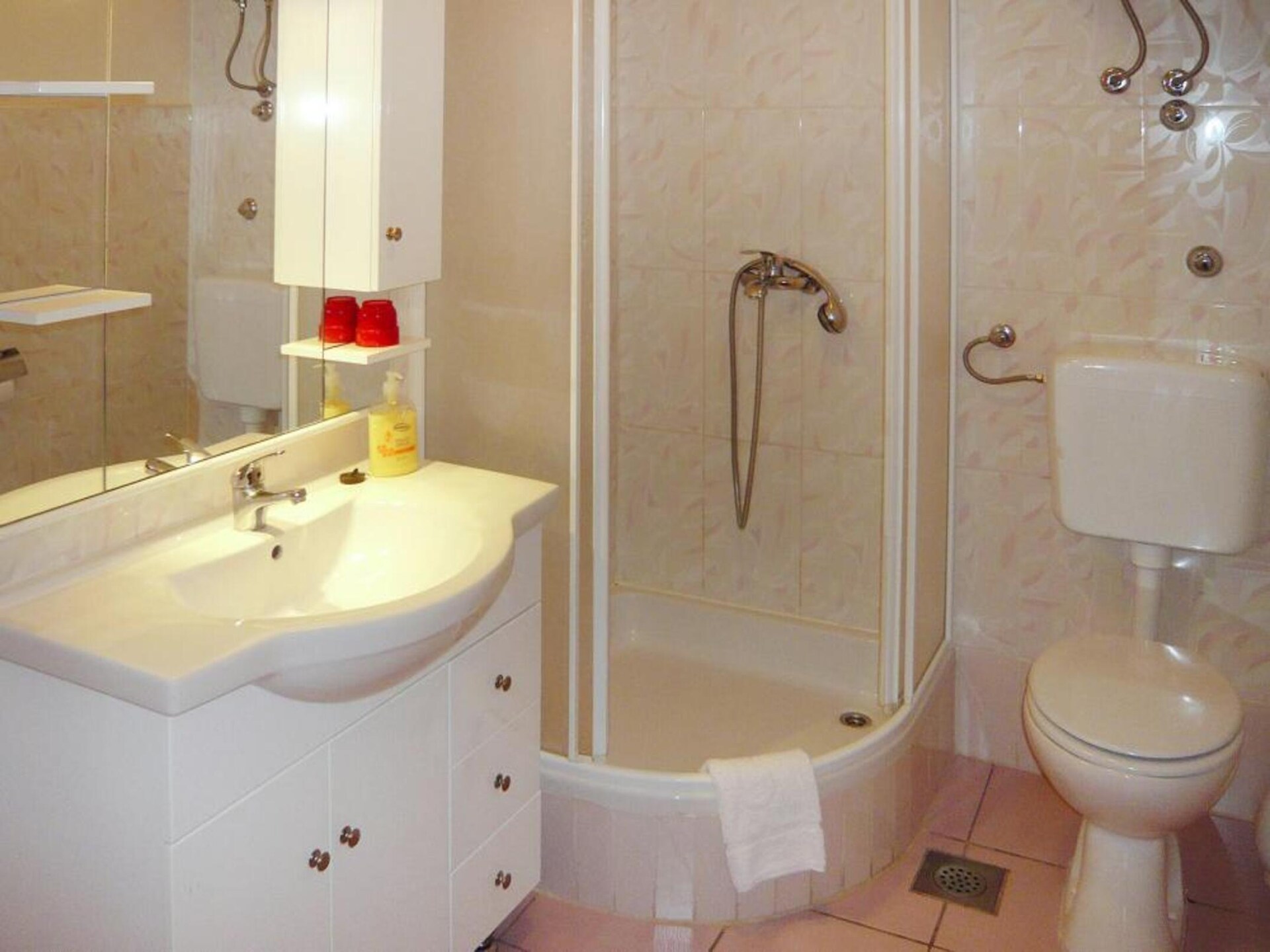 Aan zee: Comfortabel appartement in centrum Starigrad Paklenica - foto 23