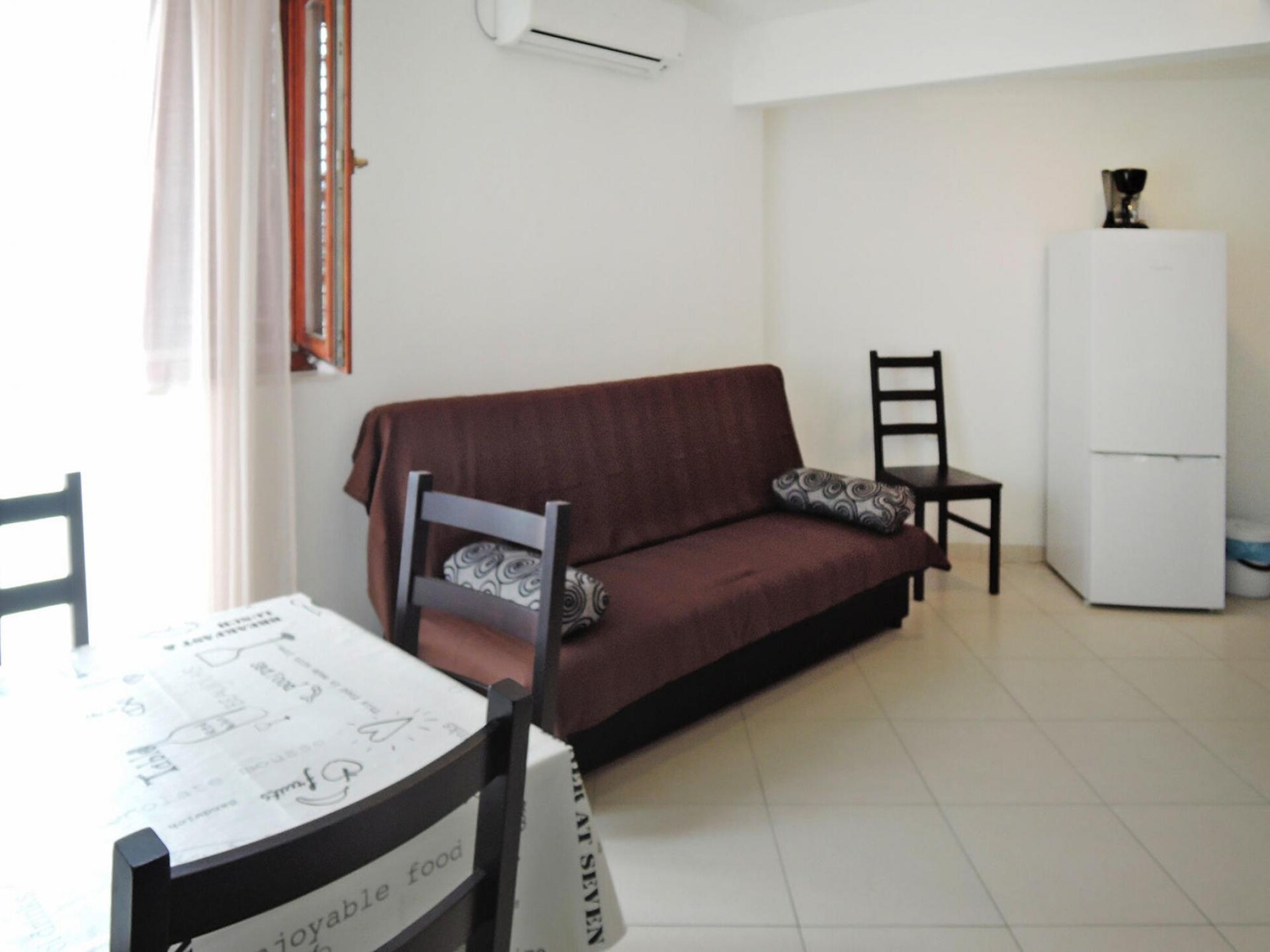 Knus appartement met zeezicht in Starigrad Paklenica, vlak bij strand en Nationaal Park - foto 2