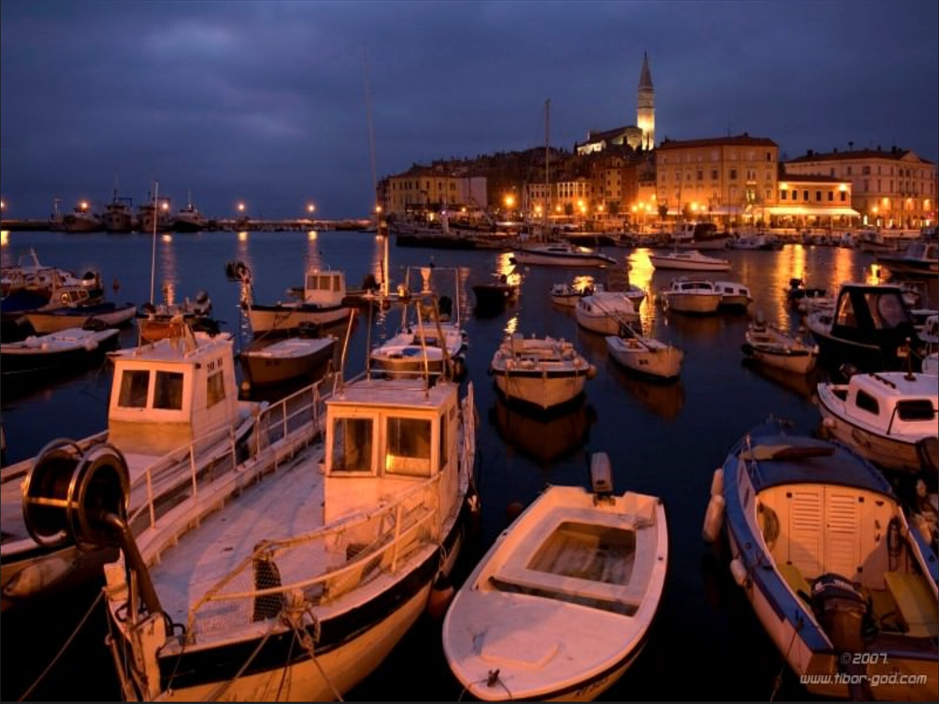 Op 900 m van zee: Modern appartement voor 4 personen in Rovinj - foto 22