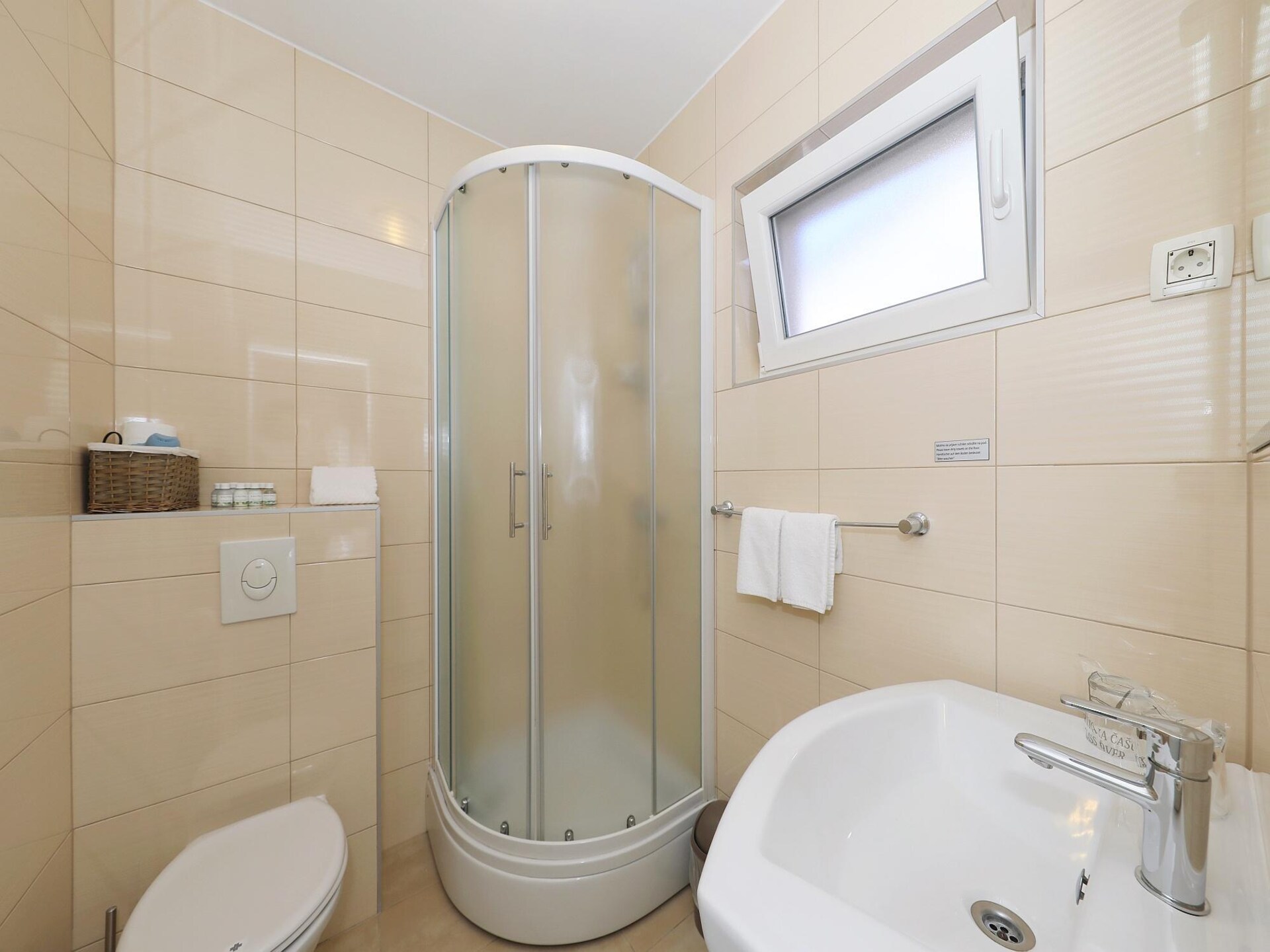 Appartement vlakbij zandstrand op Ugljan met zwembad, 30m van zee - foto 30