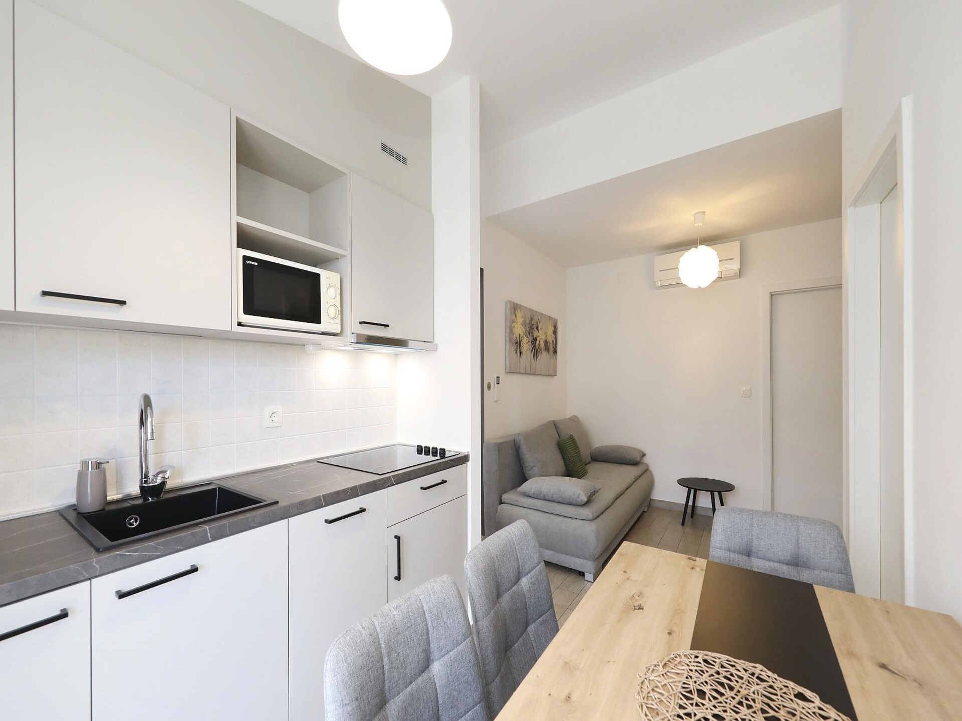 Appartement vlakbij zandstrand op Ugljan met zwembad, 30m van zee - foto 25