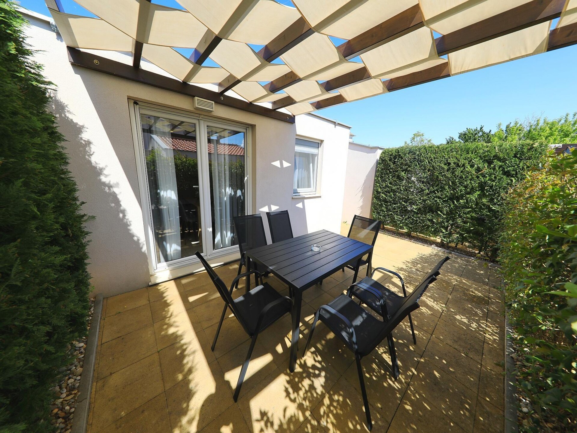 Appartement vlakbij zandstrand op Ugljan met zwembad, 30m van zee - foto 35