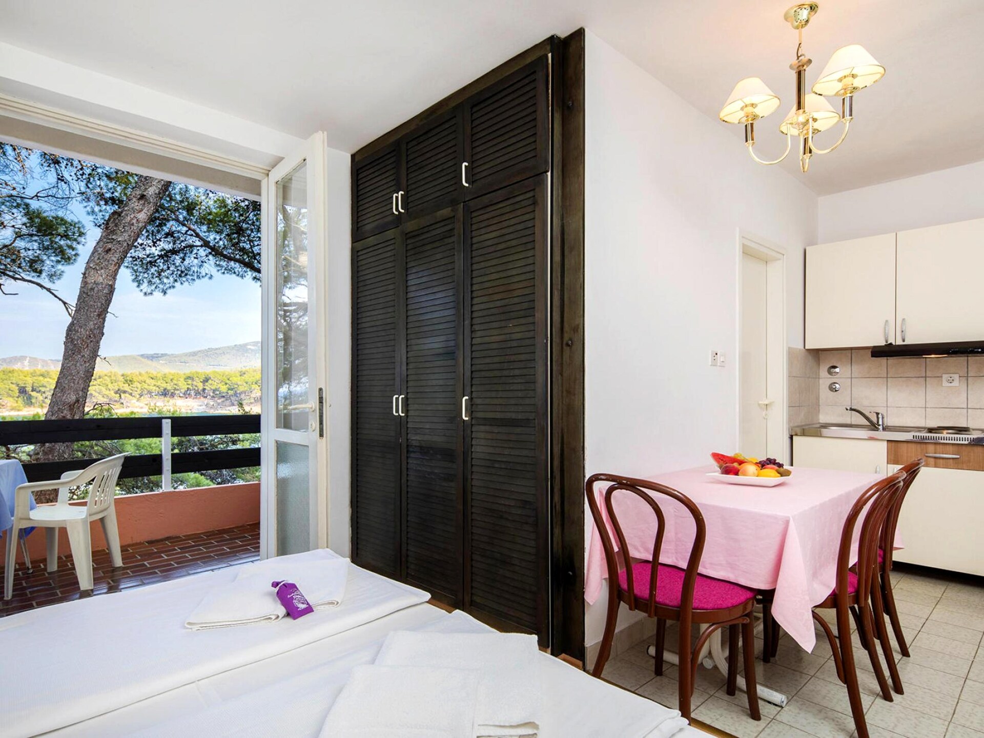 Vintage appartement op resort aan zee in Jelsa, Hvar – 4 personen - foto 17