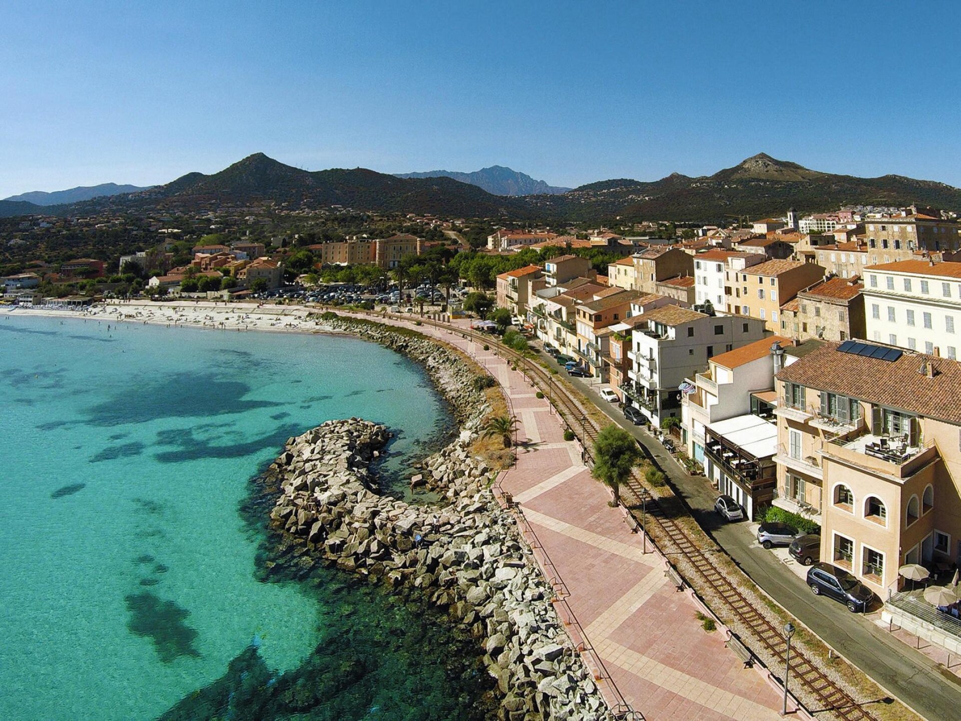 Romantische studio op 300m van strand in Île-Rousse - foto 22
