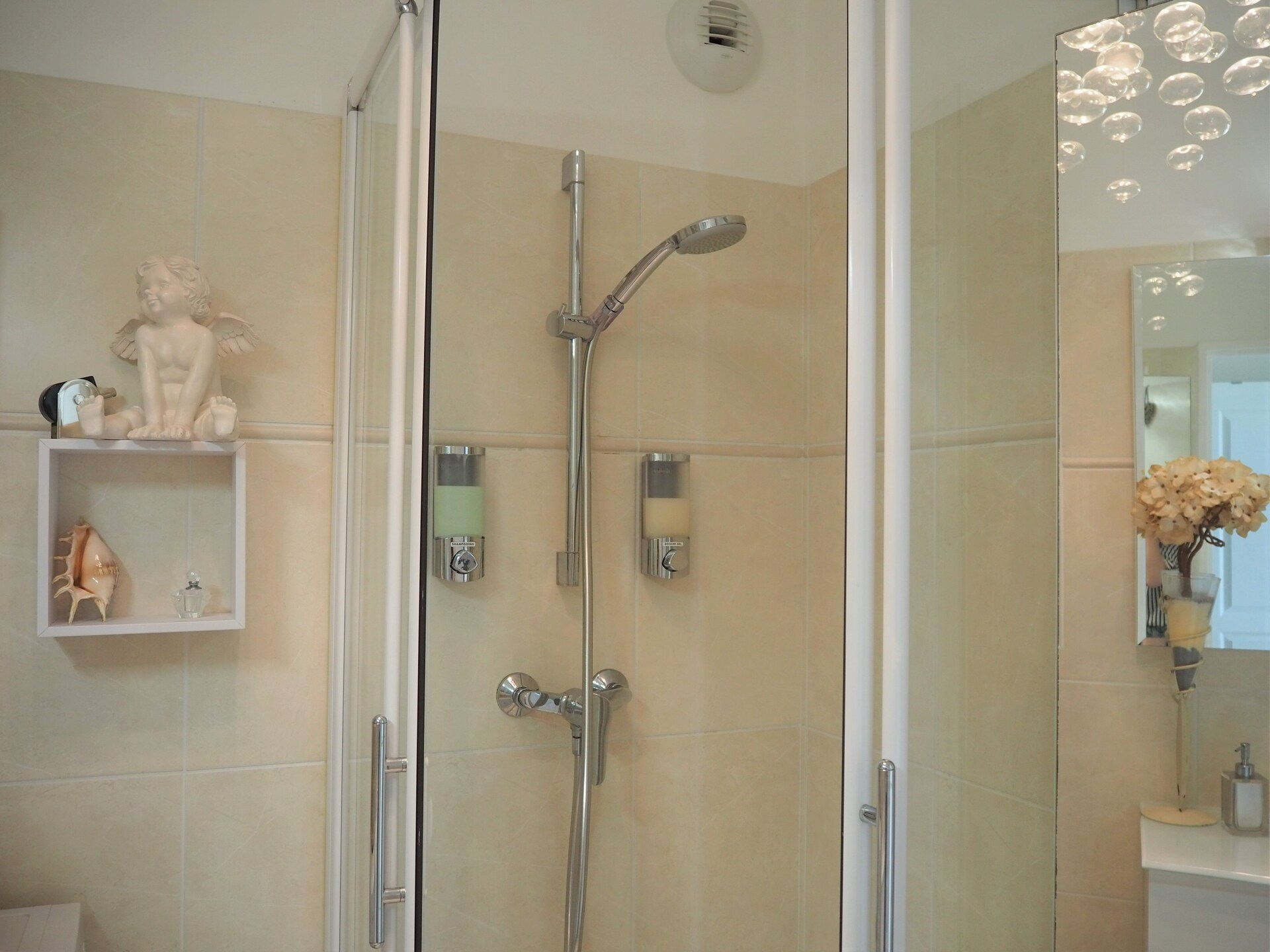 Modern appartement met panoramisch zeezicht in Mandelieu-la-Napoule - foto 11